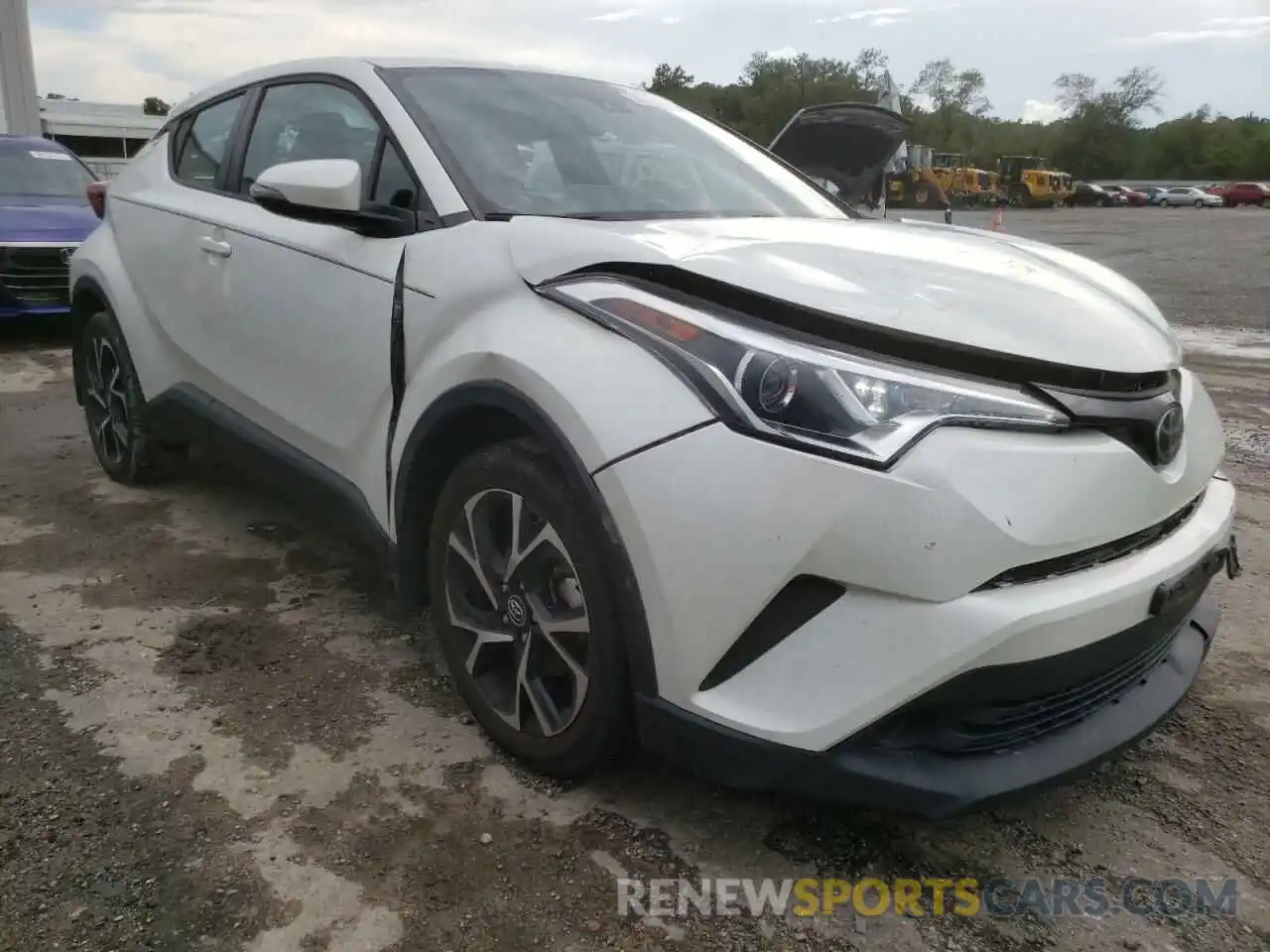 1 Фотография поврежденного автомобиля NMTKHMBX9KR100261 TOYOTA C-HR 2019