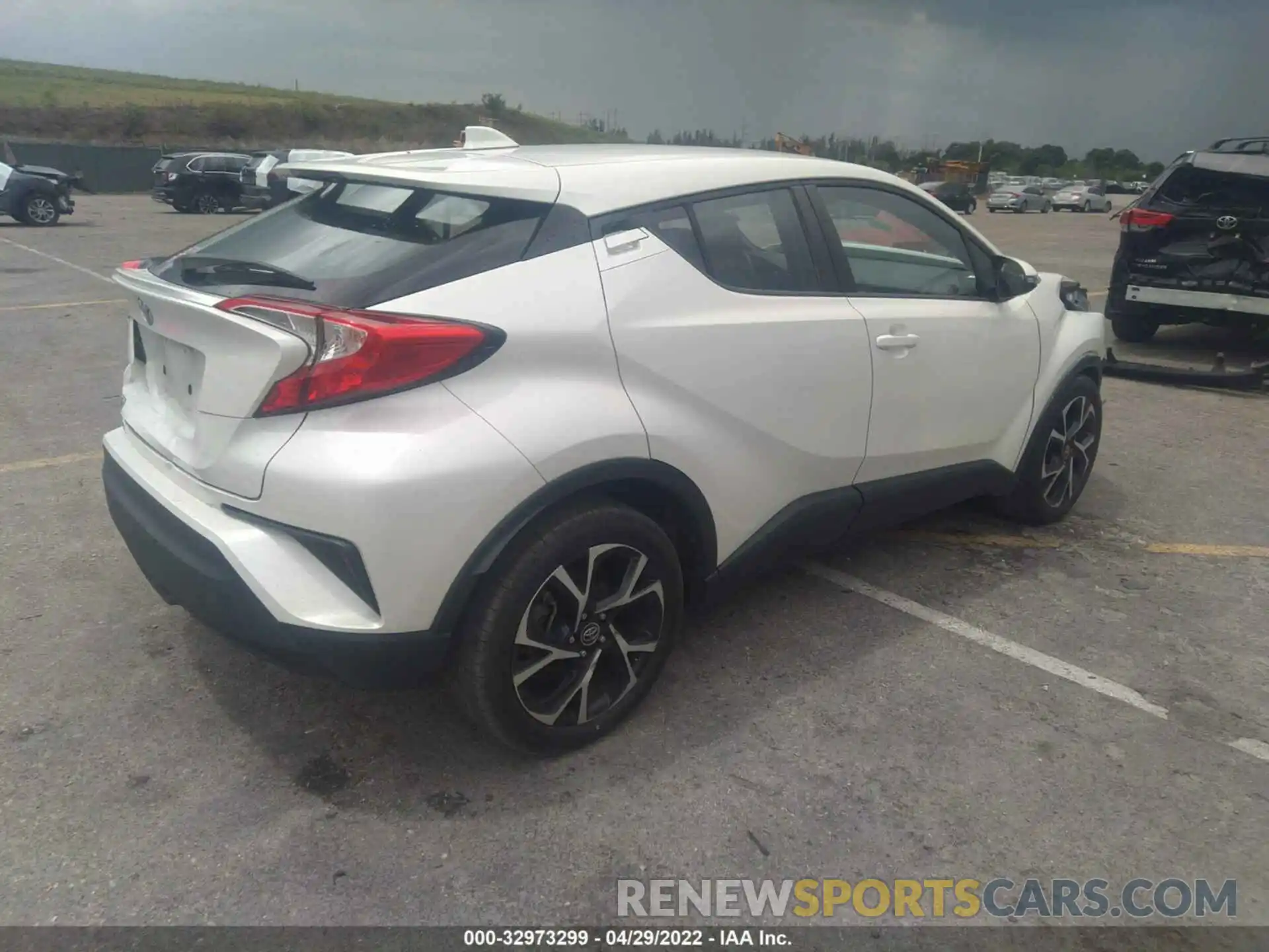 4 Photograph of a damaged car NMTKHMBX9KR100356 TOYOTA C-HR 2019