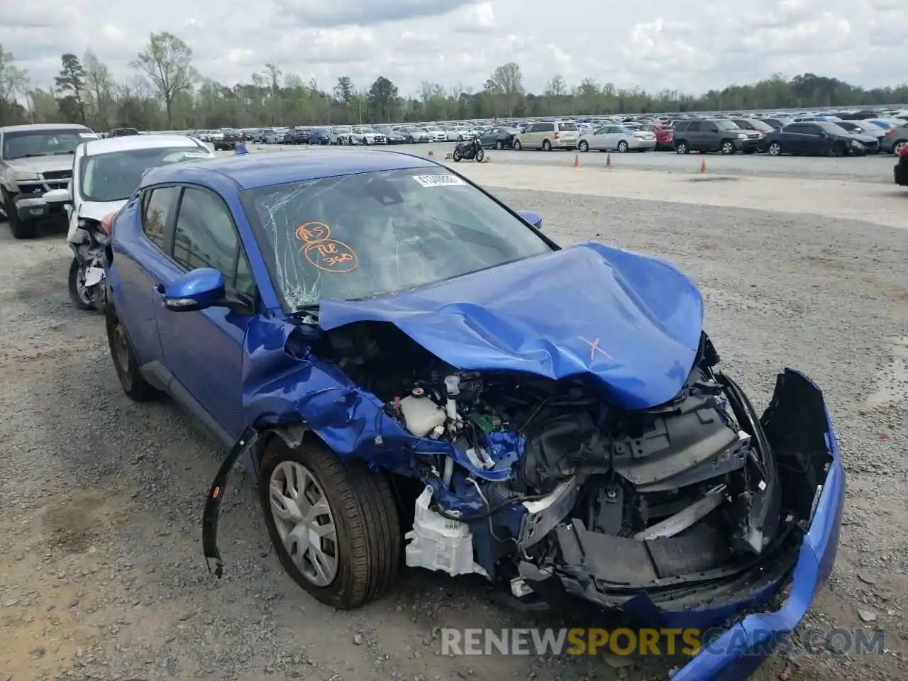 1 Photograph of a damaged car NMTKHMBX9KR101099 TOYOTA C-HR 2019