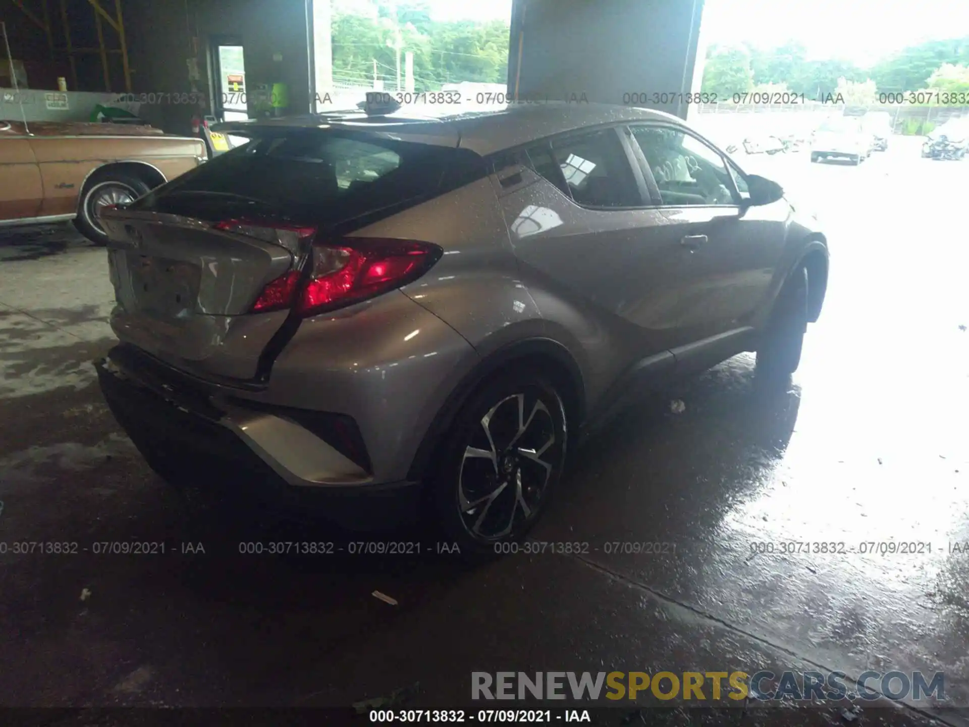 4 Photograph of a damaged car NMTKHMBXXKR074771 TOYOTA C-HR 2019