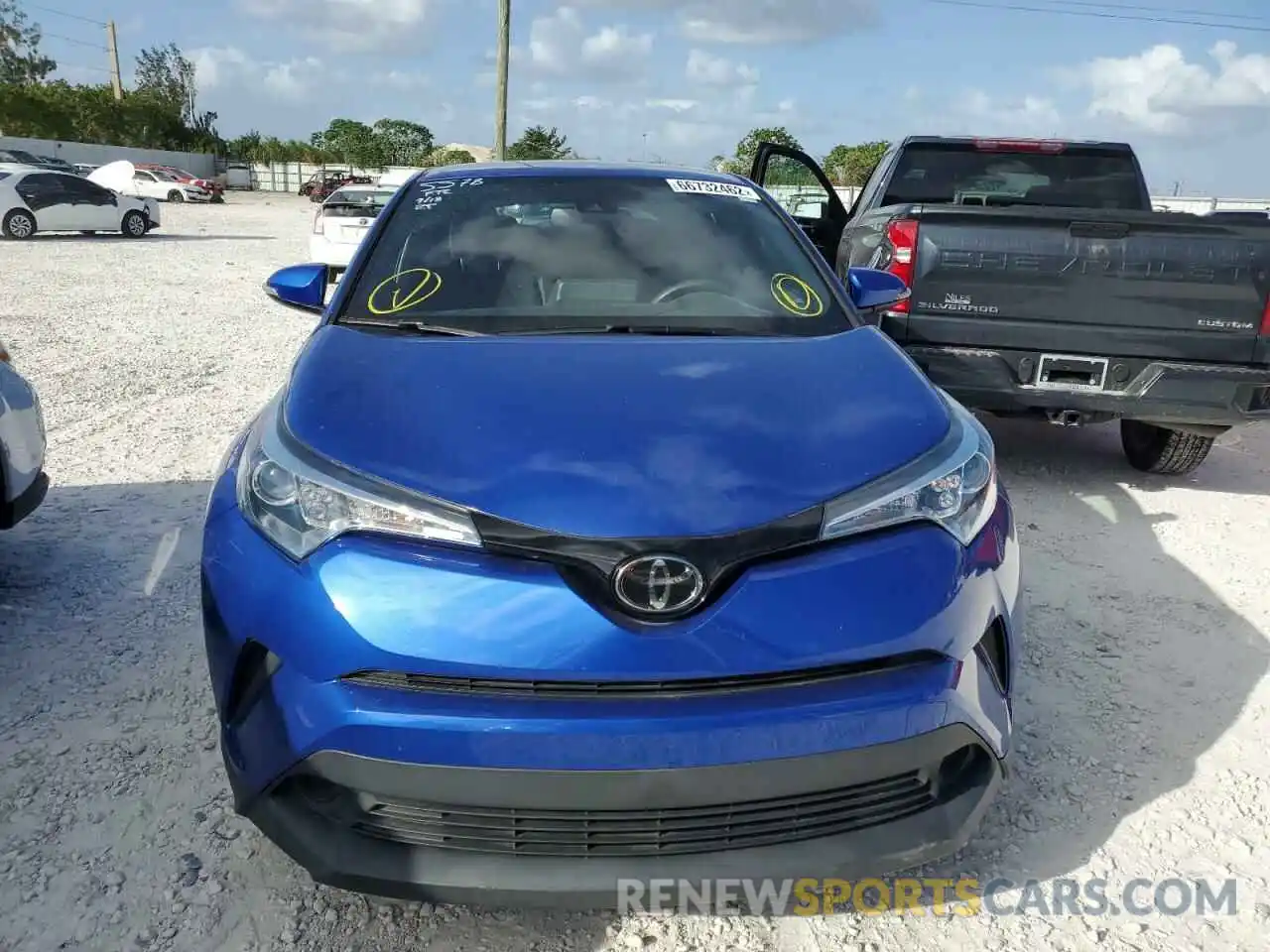 5 Photograph of a damaged car NMTKHMBXXKR075578 TOYOTA C-HR 2019