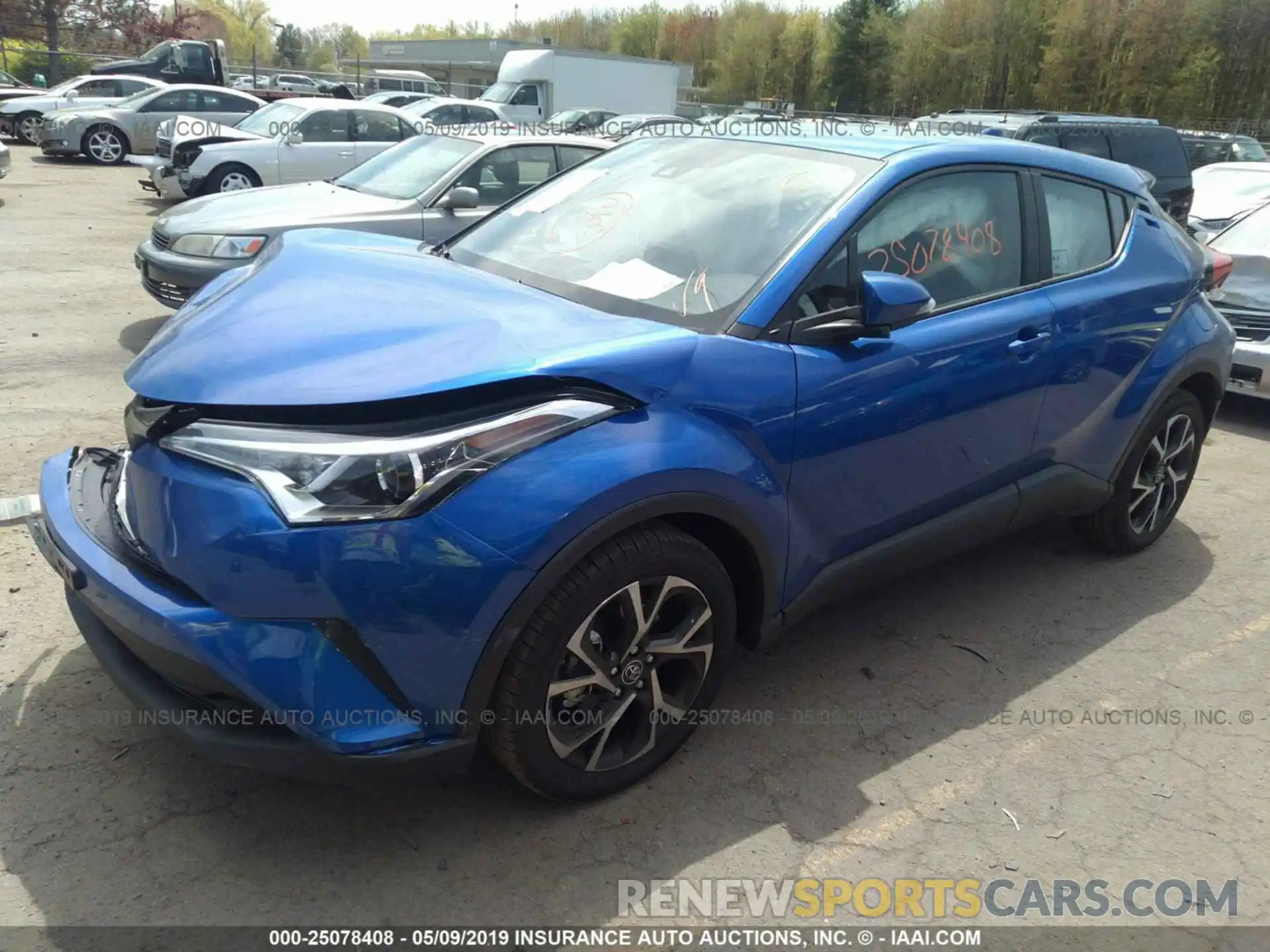 2 Photograph of a damaged car NMTKHMBXXKR078528 TOYOTA C-HR 2019