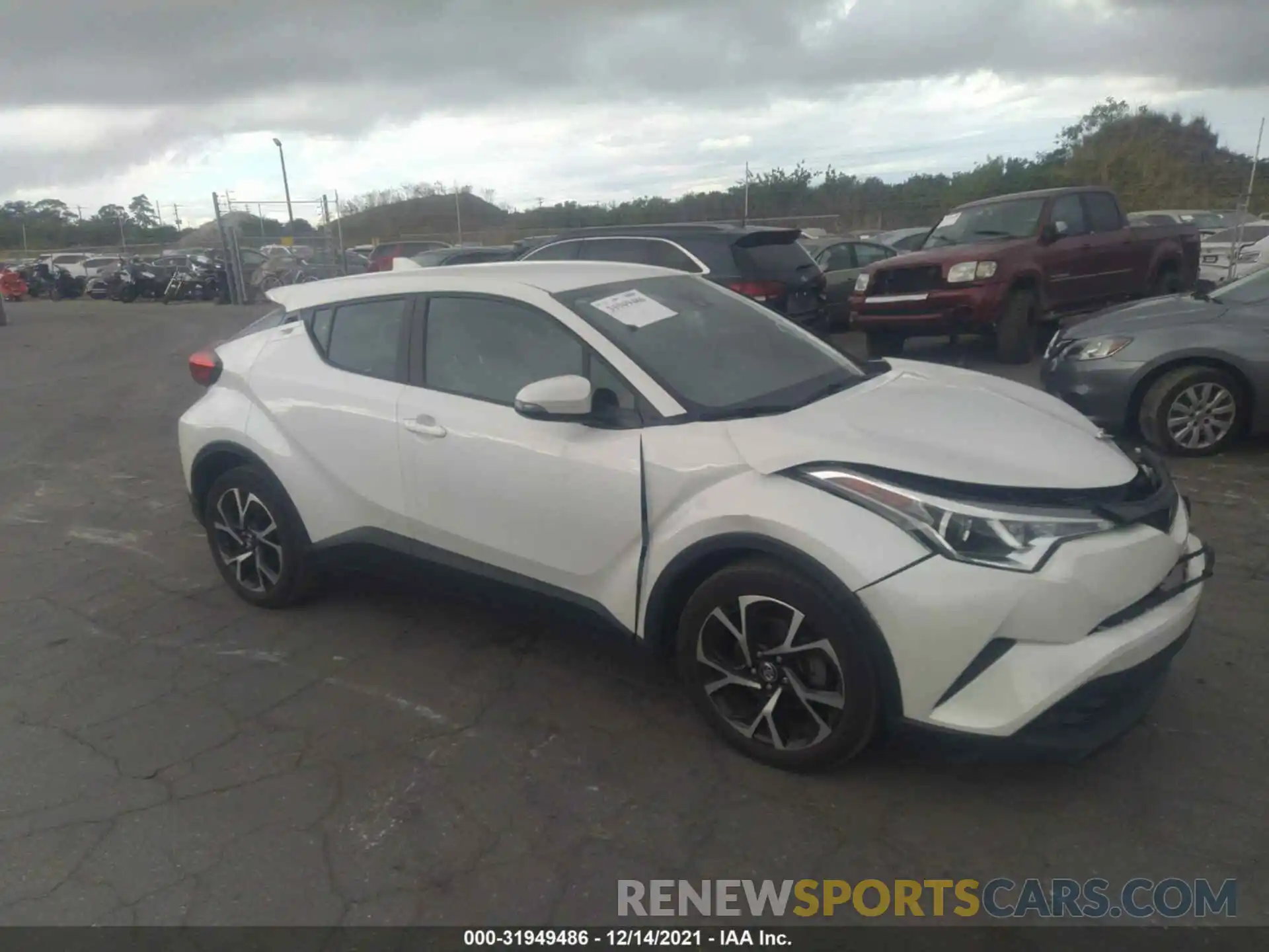 1 Photograph of a damaged car NMTKHMBXXKR079453 TOYOTA C-HR 2019