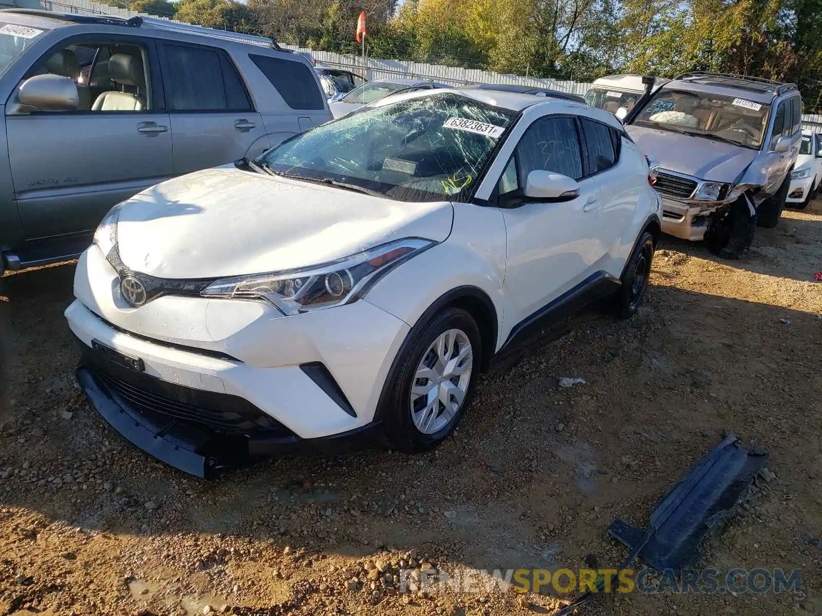 2 Photograph of a damaged car NMTKHMBXXKR083034 TOYOTA C-HR 2019