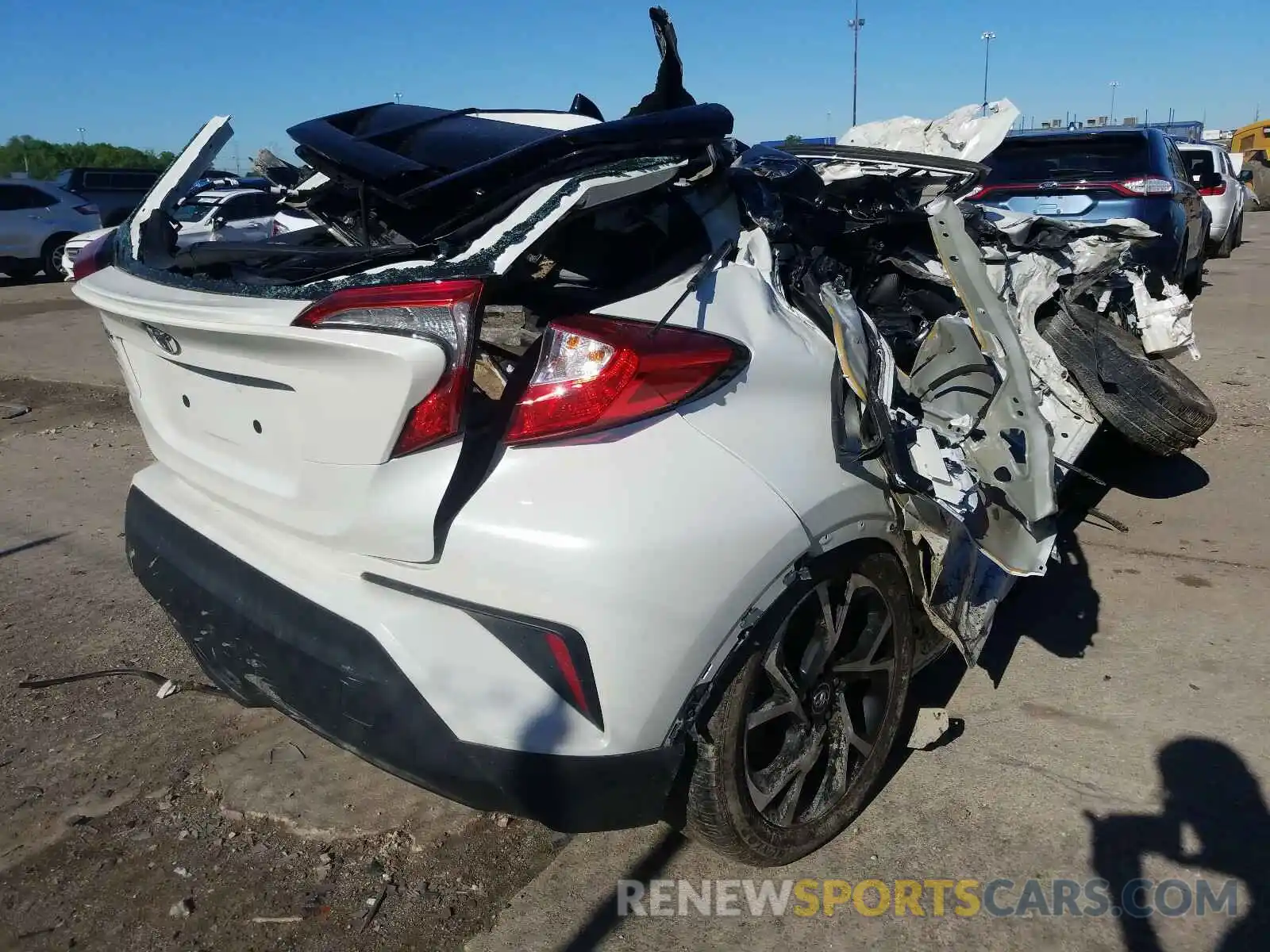 4 Photograph of a damaged car NMTKHMBXXKR083308 TOYOTA C-HR 2019