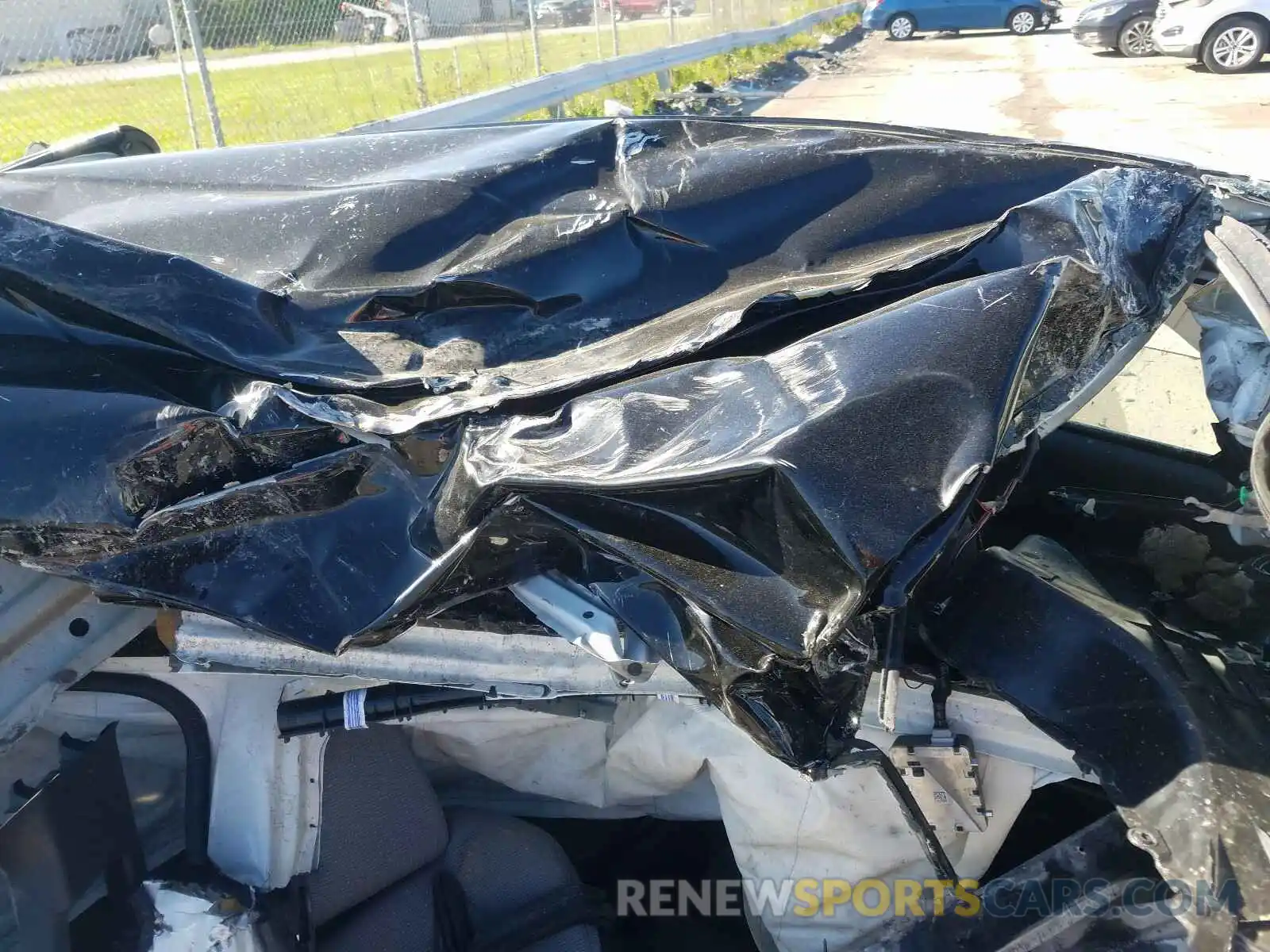 9 Photograph of a damaged car NMTKHMBXXKR083308 TOYOTA C-HR 2019