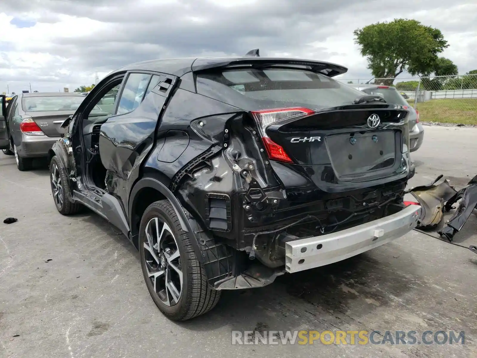 3 Photograph of a damaged car NMTKHMBXXKR083406 TOYOTA C-HR 2019