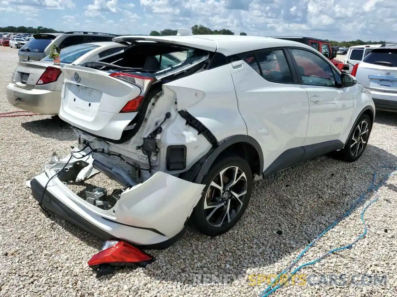 4 Фотография поврежденного автомобиля NMTKHMBXXKR085964 TOYOTA C-HR 2019