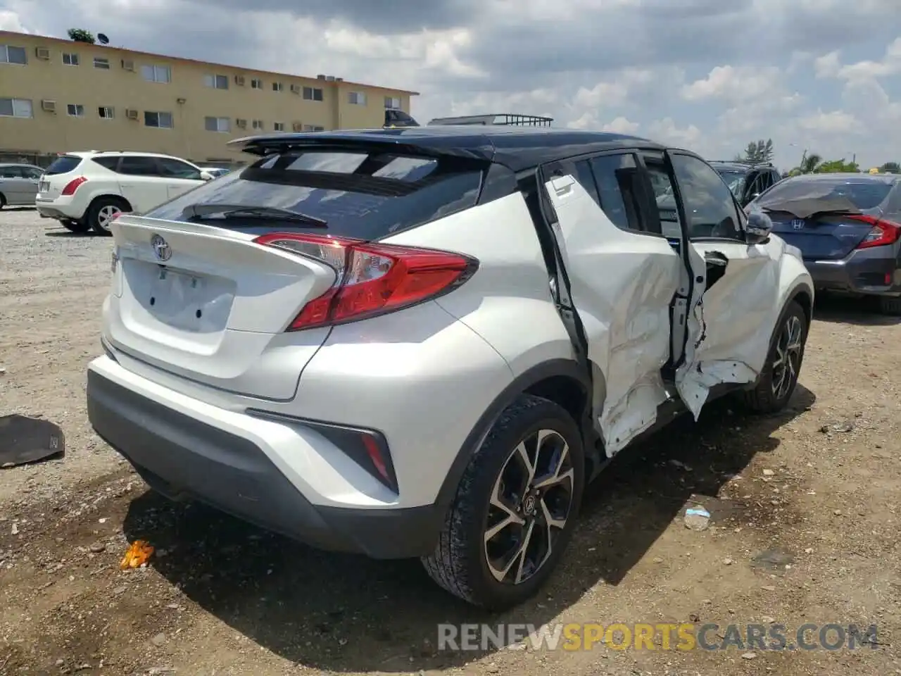 4 Фотография поврежденного автомобиля NMTKHMBXXKR087018 TOYOTA C-HR 2019