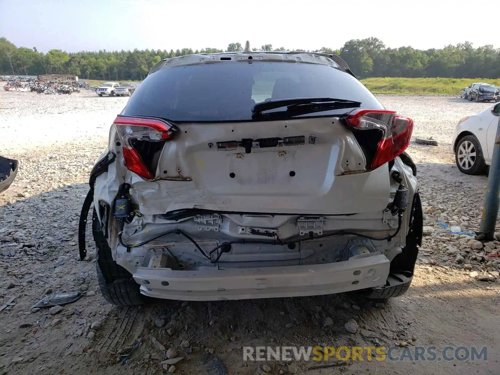 9 Photograph of a damaged car NMTKHMBXXKR089092 TOYOTA C-HR 2019