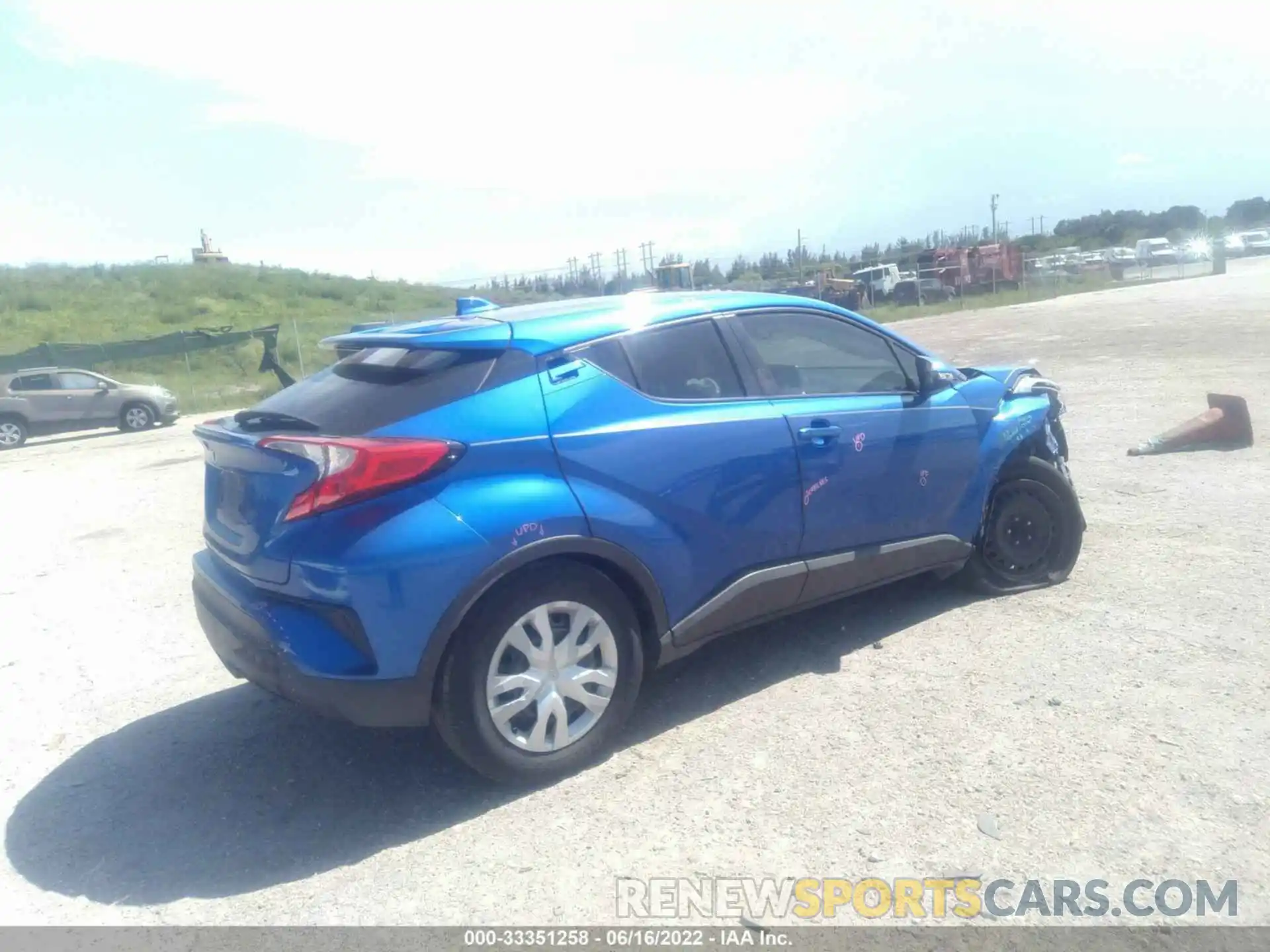 4 Photograph of a damaged car NMTKHMBXXKR089514 TOYOTA C-HR 2019