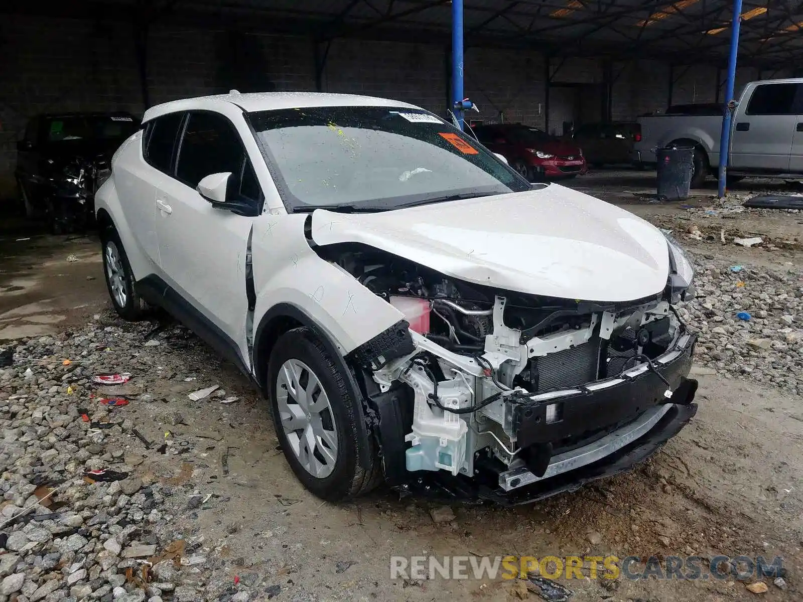 1 Photograph of a damaged car NMTKHMBXXKR090744 TOYOTA C-HR 2019