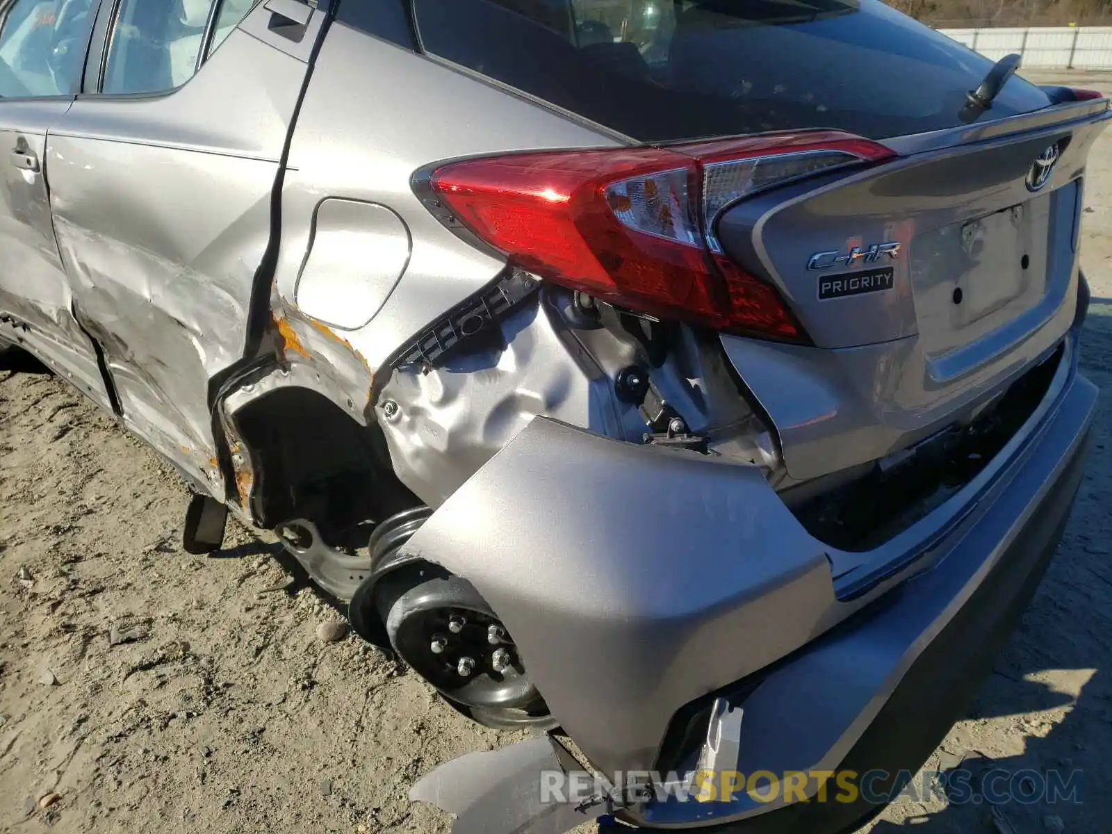 9 Photograph of a damaged car NMTKHMBXXKR097130 TOYOTA C-HR 2019