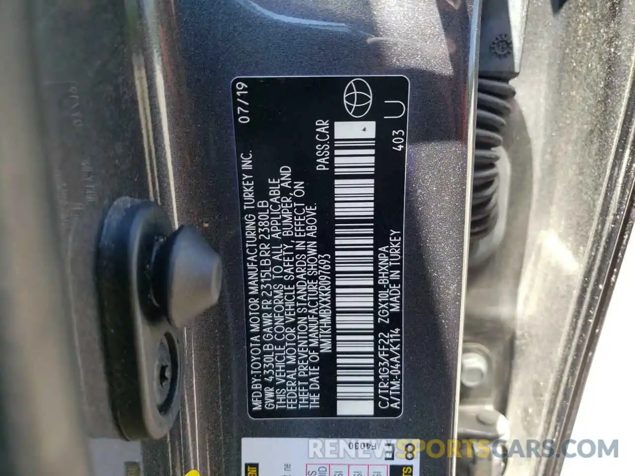 10 Photograph of a damaged car NMTKHMBXXKR097693 TOYOTA C-HR 2019