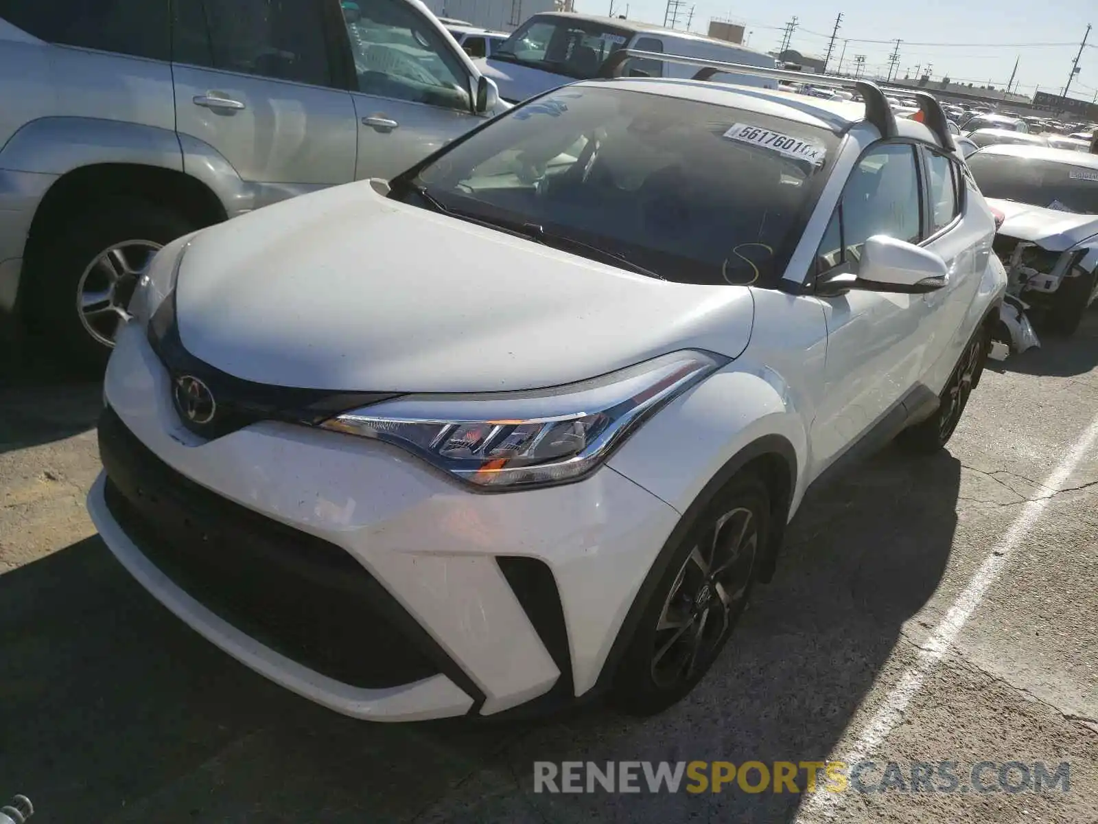 2 Photograph of a damaged car JTNKHMBX0L1071681 TOYOTA C-HR 2020