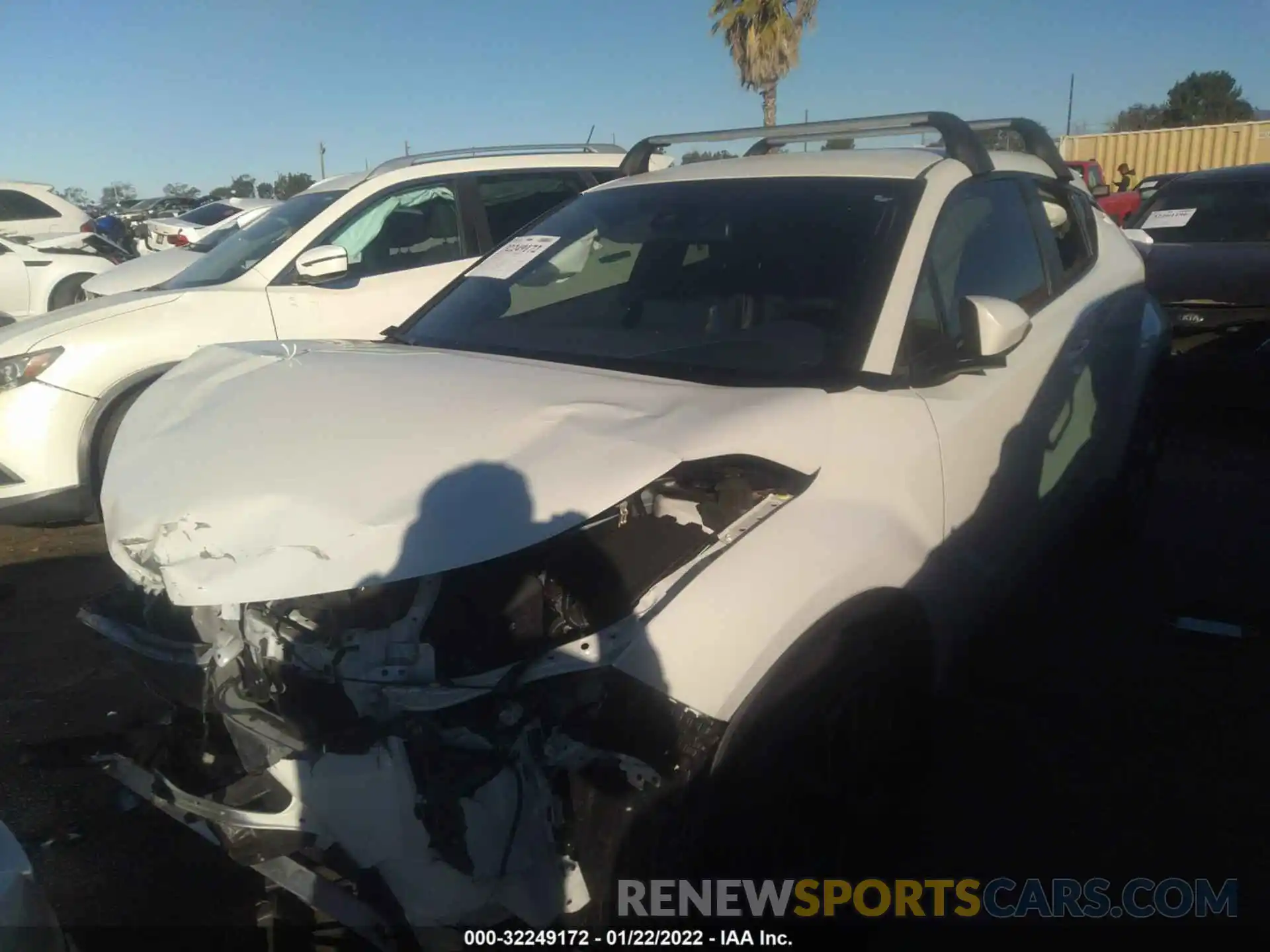 2 Photograph of a damaged car JTNKHMBX0L1072443 TOYOTA C-HR 2020