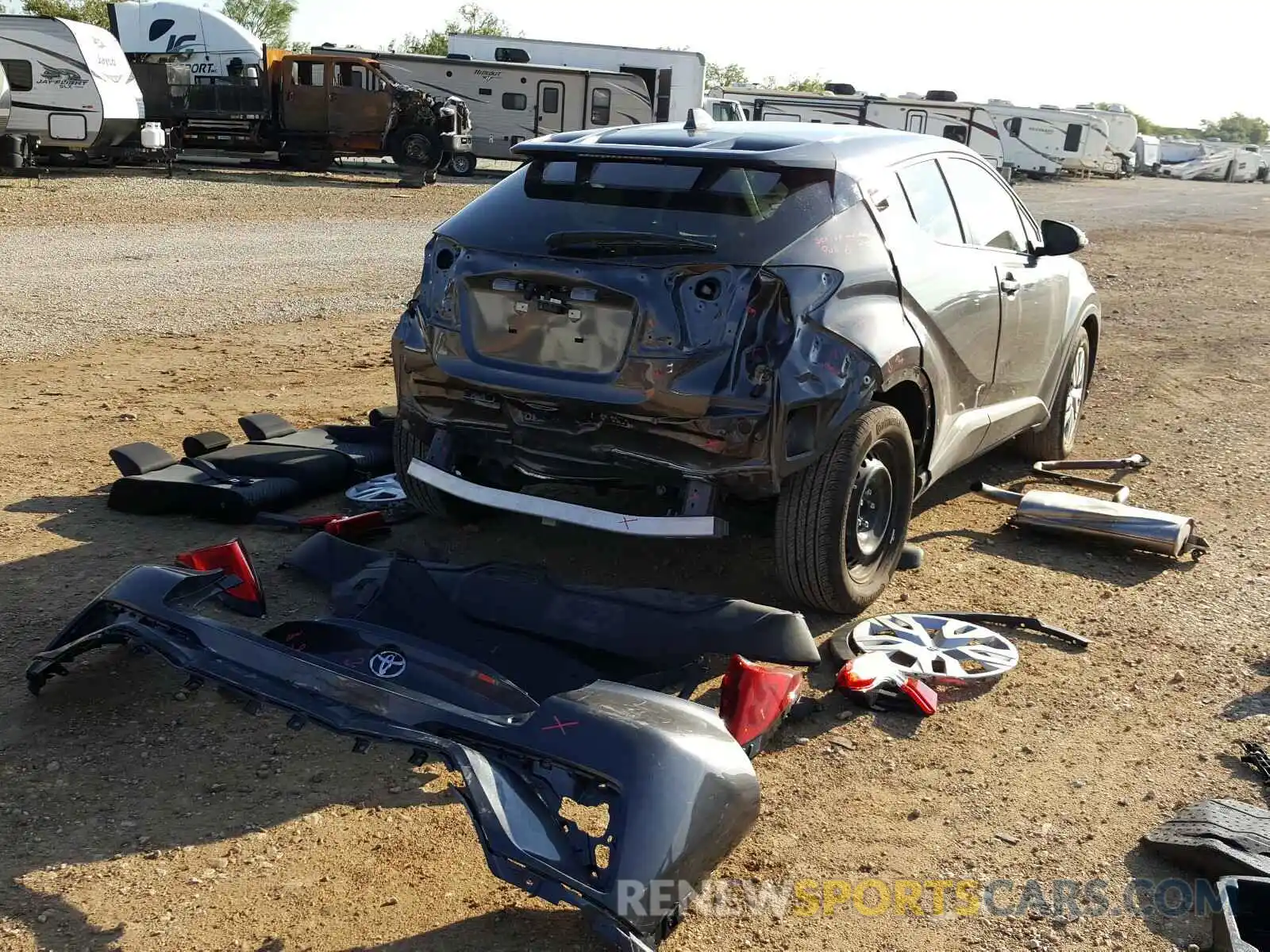 4 Photograph of a damaged car JTNKHMBX0L1072863 TOYOTA C-HR 2020