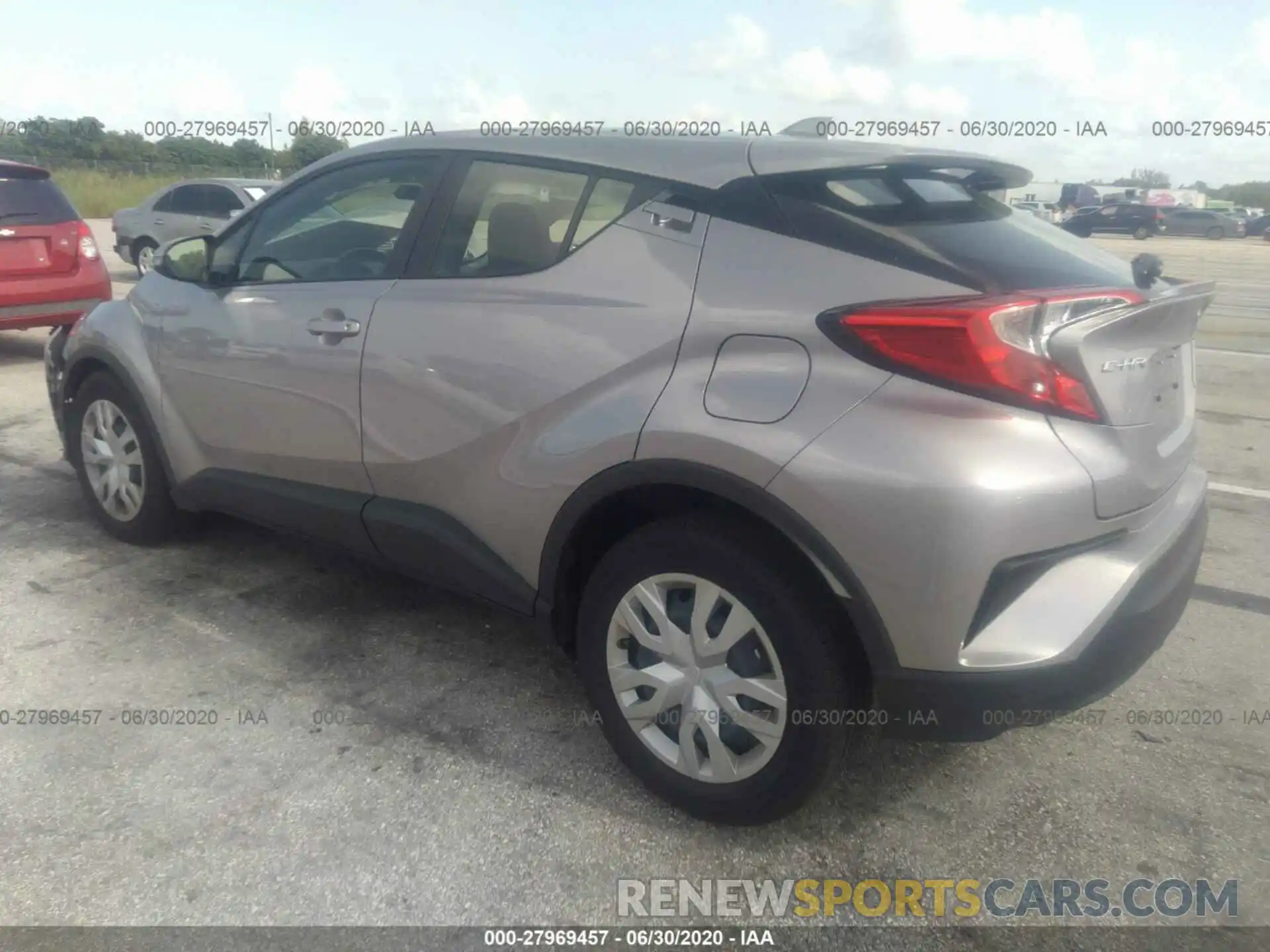 3 Photograph of a damaged car JTNKHMBX0L1072989 TOYOTA C-HR 2020