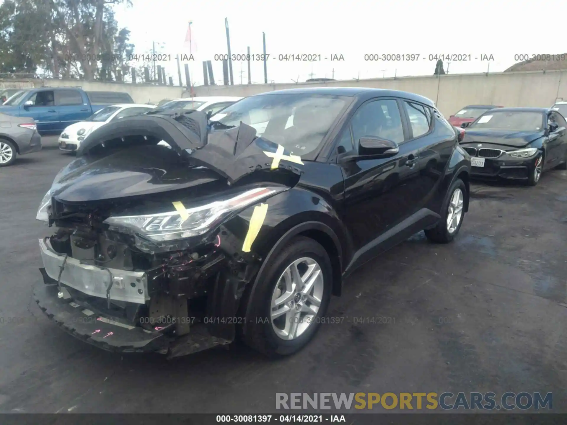 2 Photograph of a damaged car JTNKHMBX0L1074984 TOYOTA C-HR 2020