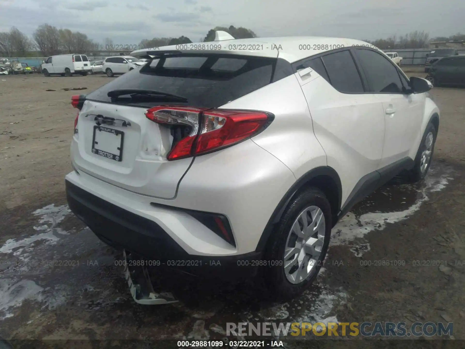 4 Photograph of a damaged car JTNKHMBX0L1075729 TOYOTA C-HR 2020