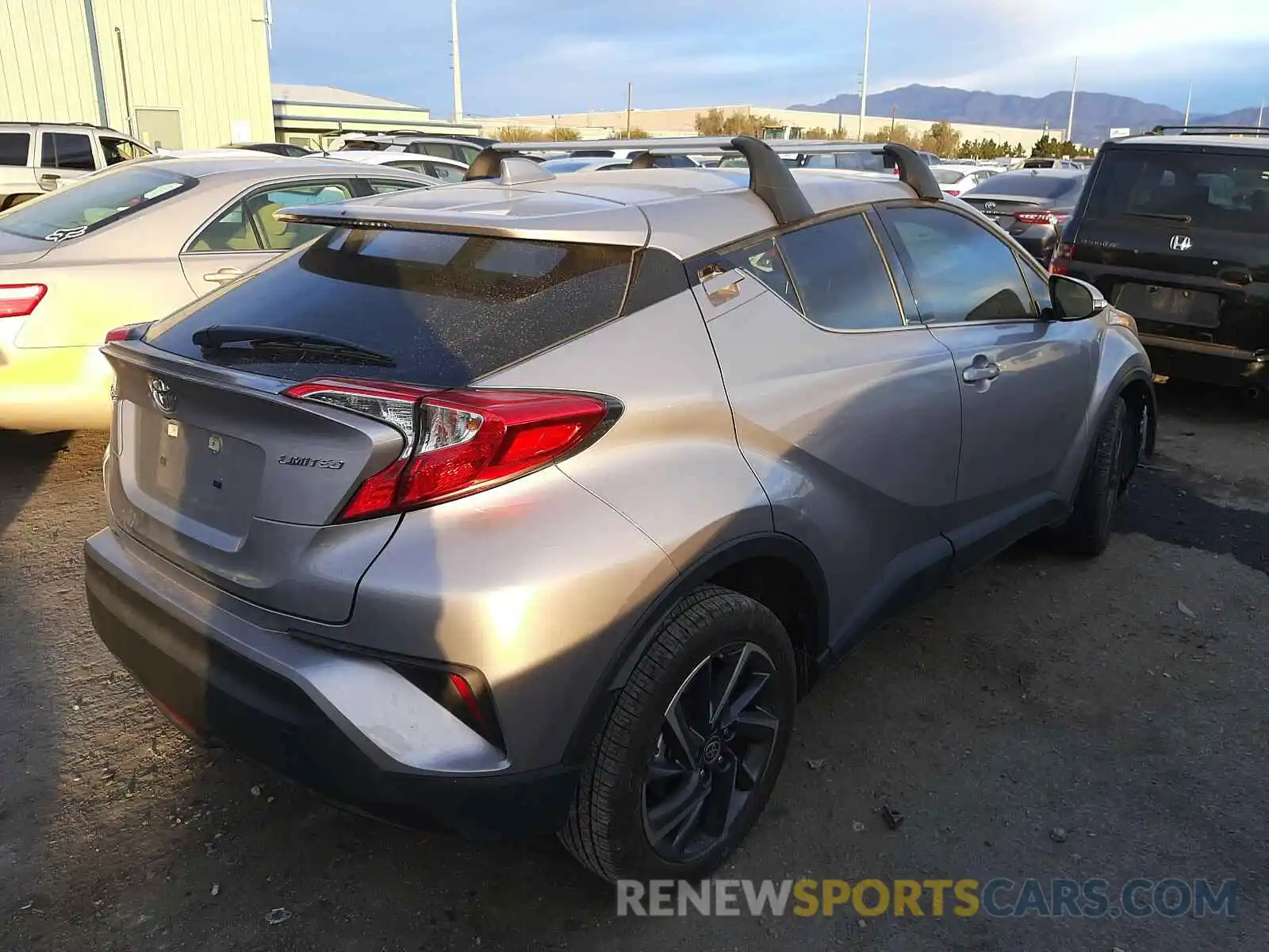 4 Photograph of a damaged car JTNKHMBX0L1076573 TOYOTA C-HR 2020