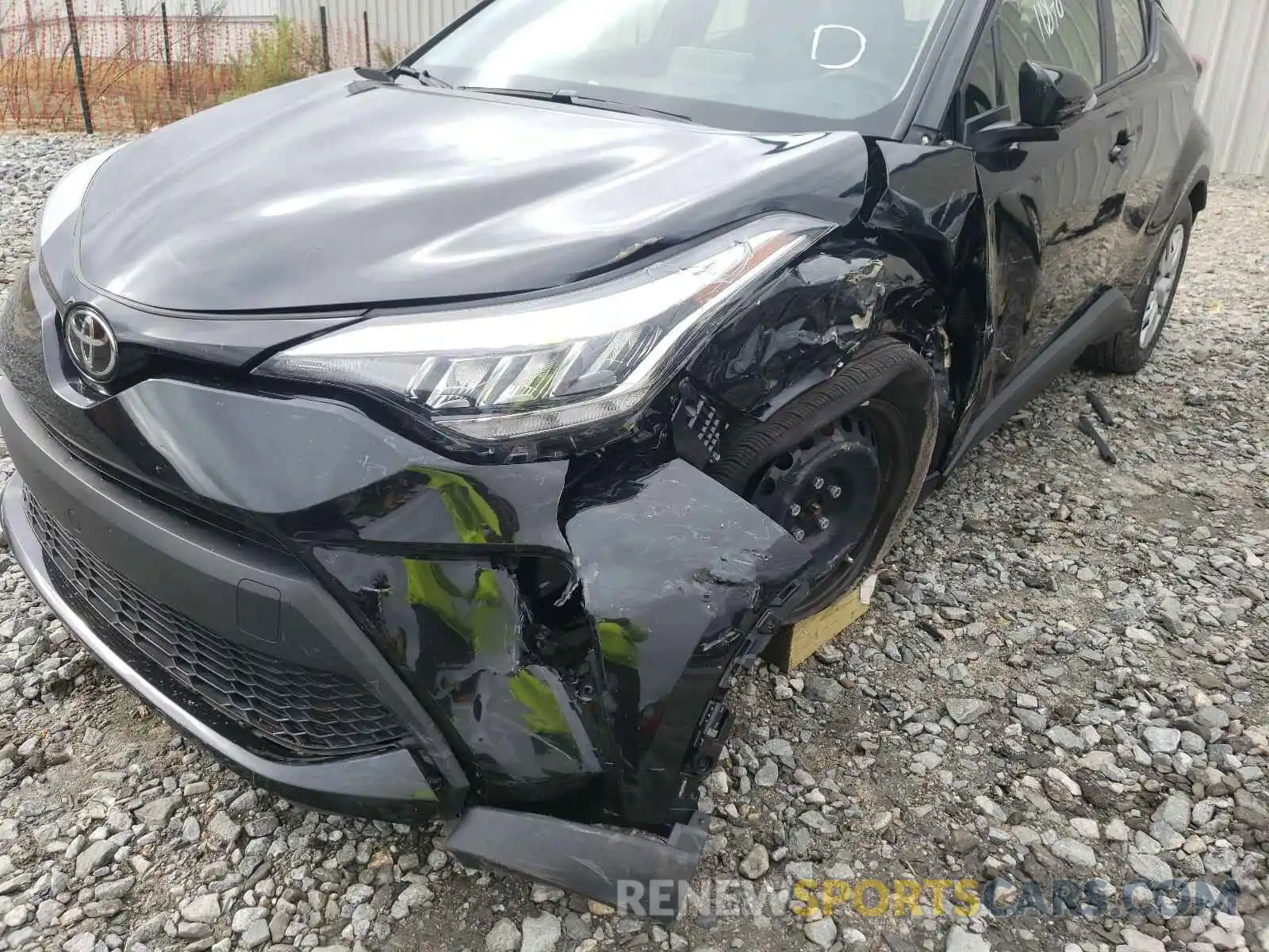 9 Photograph of a damaged car JTNKHMBX0L1076864 TOYOTA C-HR 2020