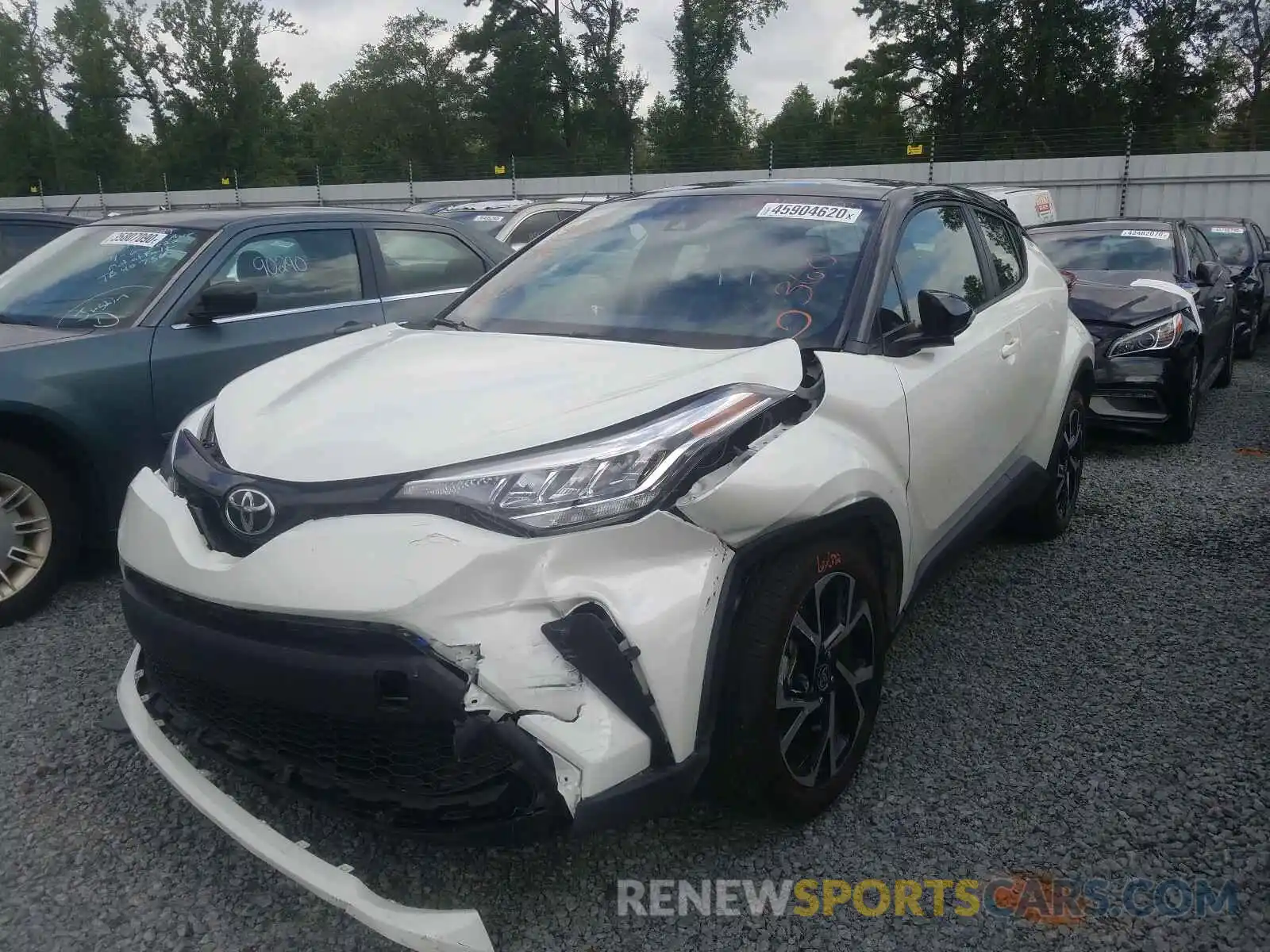 2 Photograph of a damaged car JTNKHMBX0L1077240 TOYOTA C-HR 2020