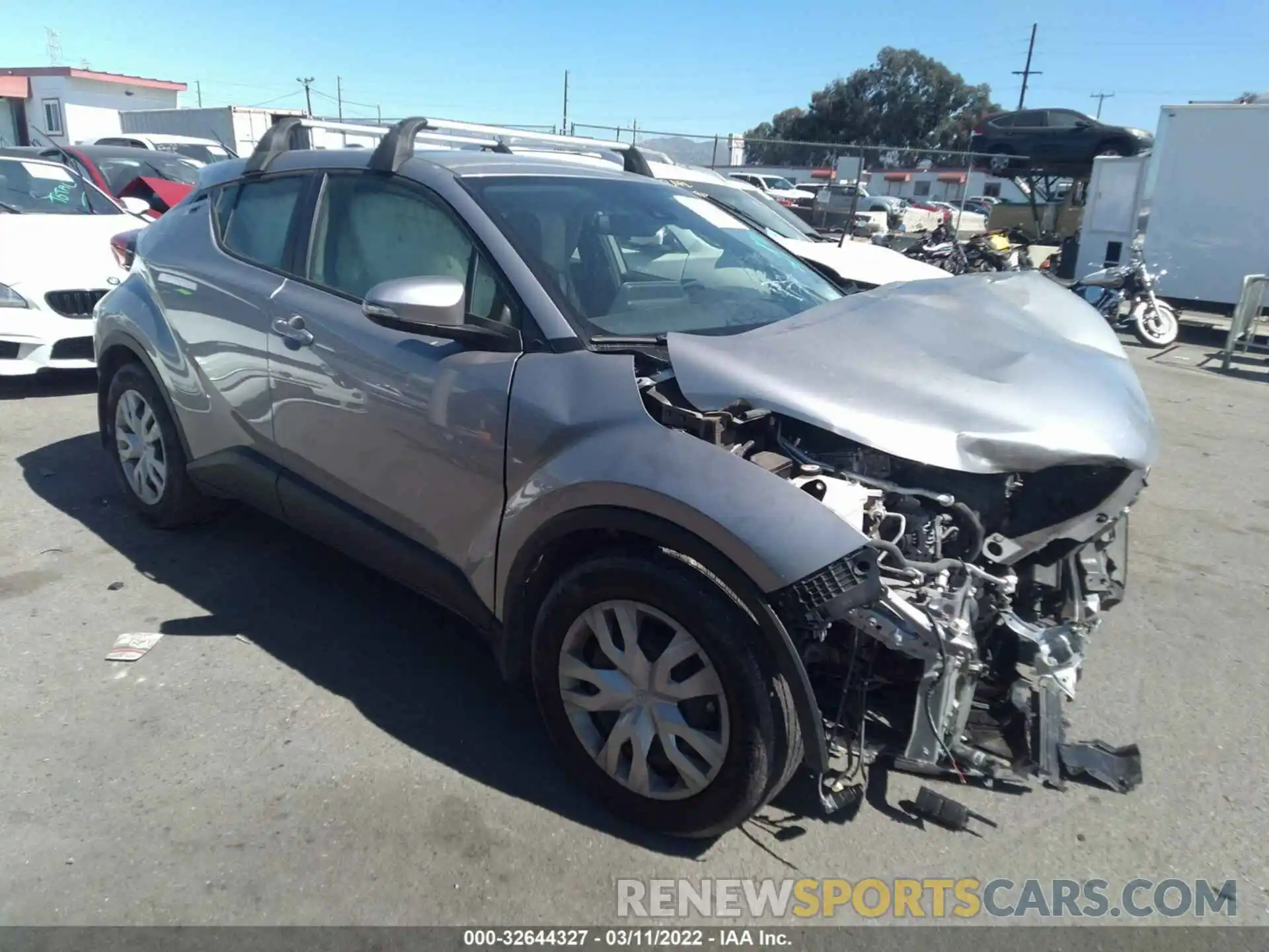 1 Photograph of a damaged car JTNKHMBX0L1078503 TOYOTA C-HR 2020