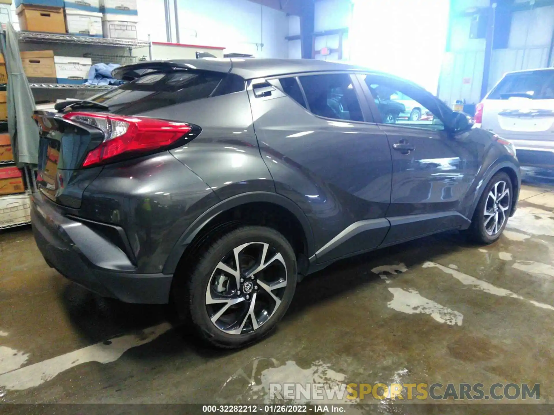 4 Photograph of a damaged car JTNKHMBX0L1082955 TOYOTA C-HR 2020