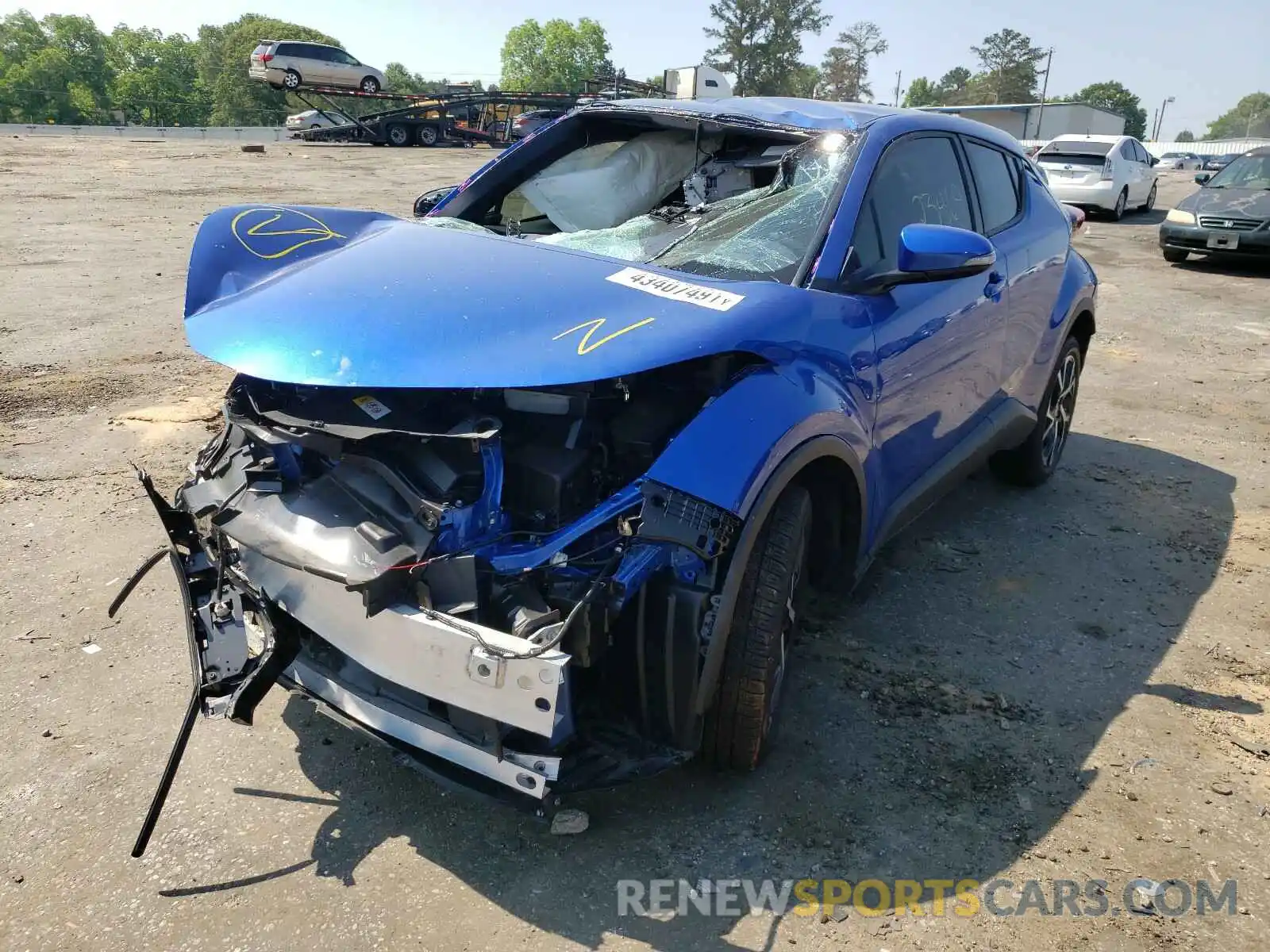 2 Photograph of a damaged car JTNKHMBX0L1086844 TOYOTA C-HR 2020