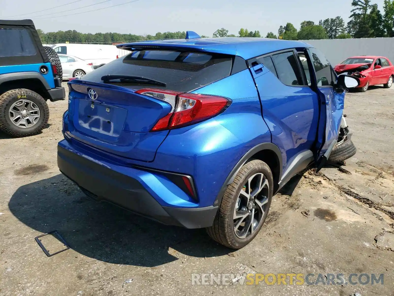 4 Photograph of a damaged car JTNKHMBX0L1086844 TOYOTA C-HR 2020