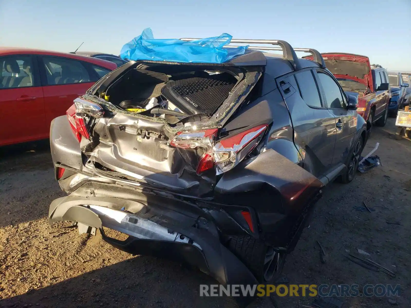 4 Photograph of a damaged car JTNKHMBX0L1088870 TOYOTA C-HR 2020