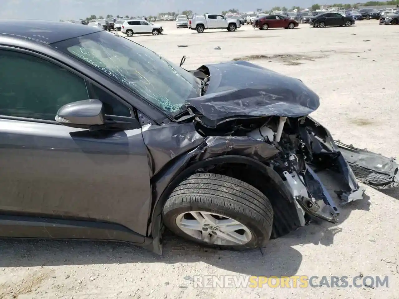 9 Photograph of a damaged car JTNKHMBX0L1092174 TOYOTA C-HR 2020