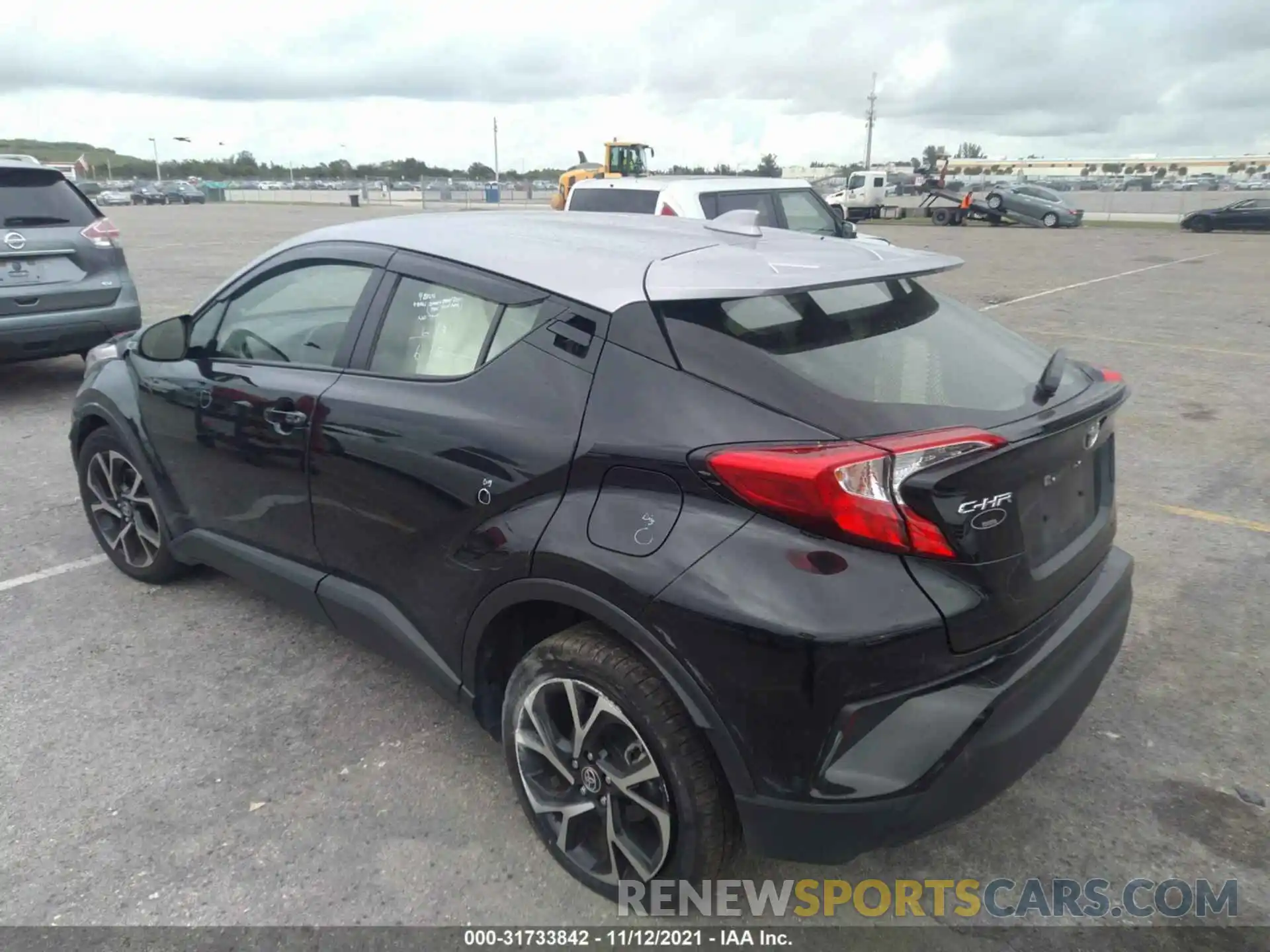 3 Photograph of a damaged car JTNKHMBX0L1092613 TOYOTA C-HR 2020