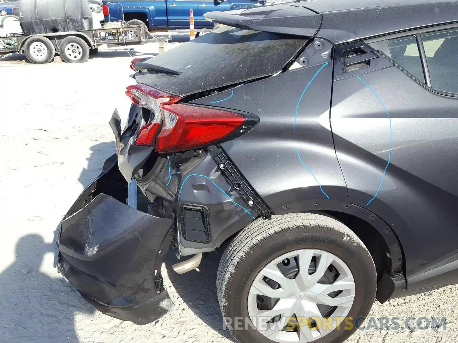 9 Photograph of a damaged car JTNKHMBX0L1092790 TOYOTA C-HR 2020