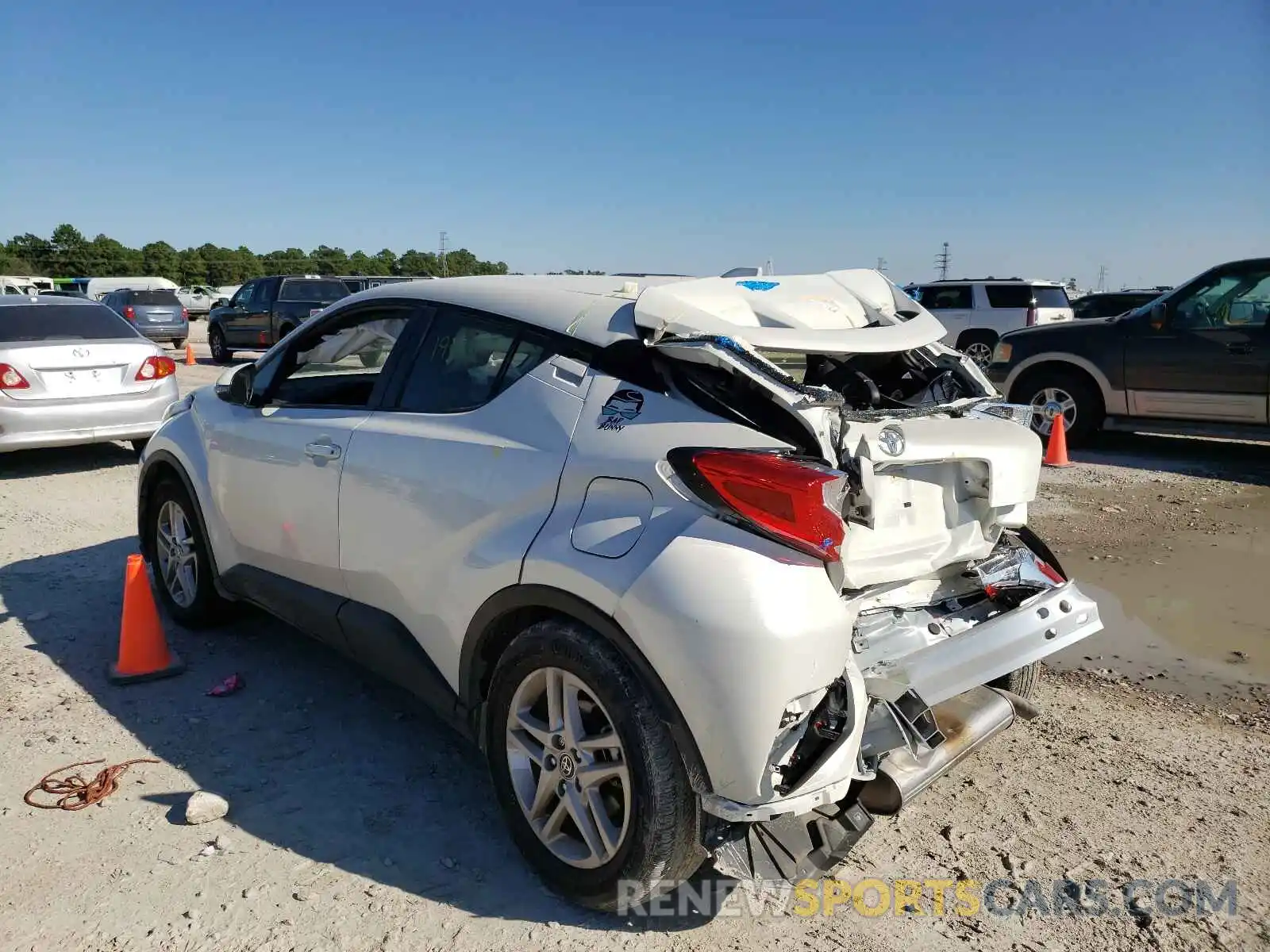 3 Фотография поврежденного автомобиля JTNKHMBX0L1093731 TOYOTA C-HR 2020