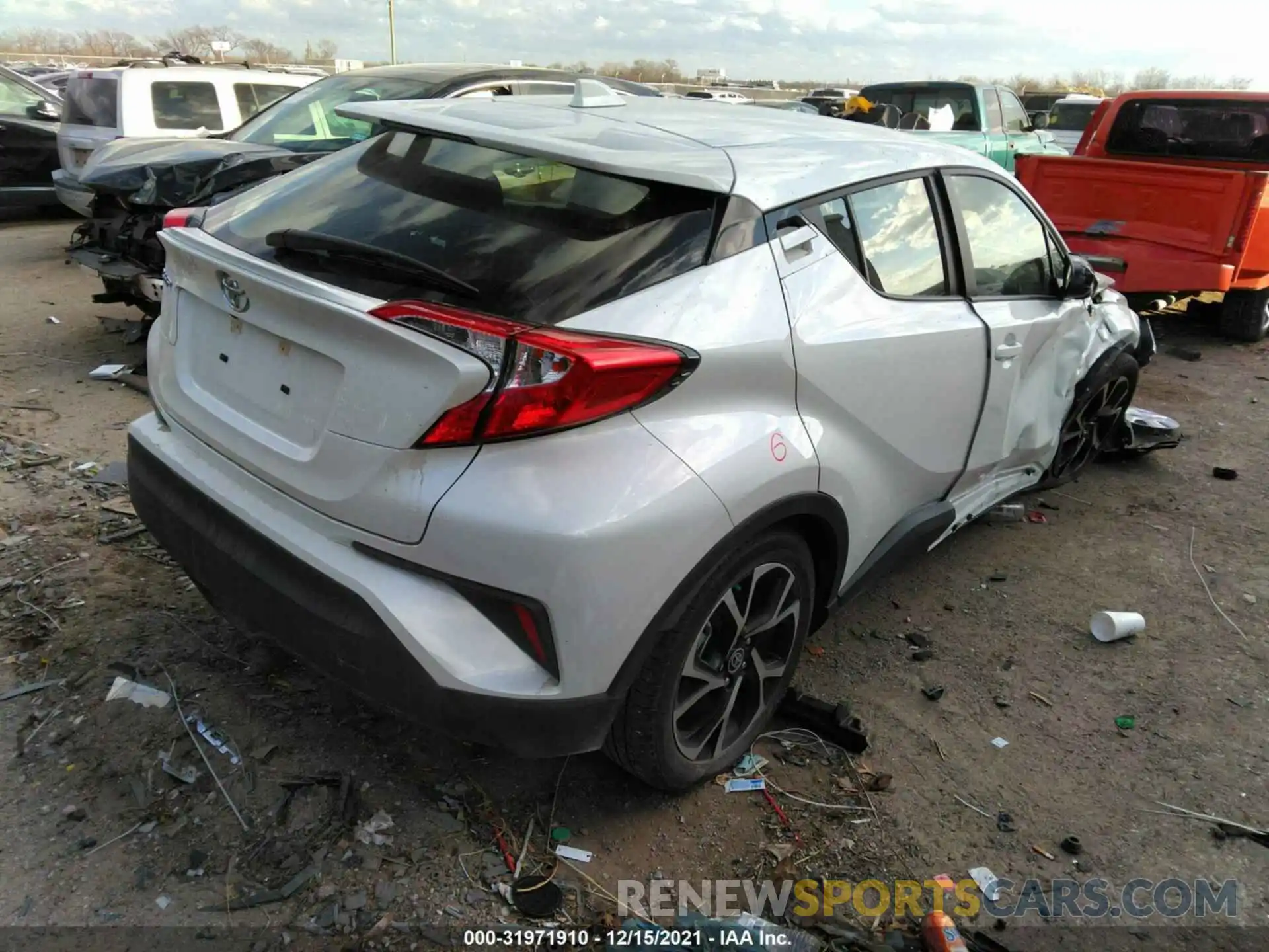 4 Photograph of a damaged car JTNKHMBX0L1094300 TOYOTA C-HR 2020