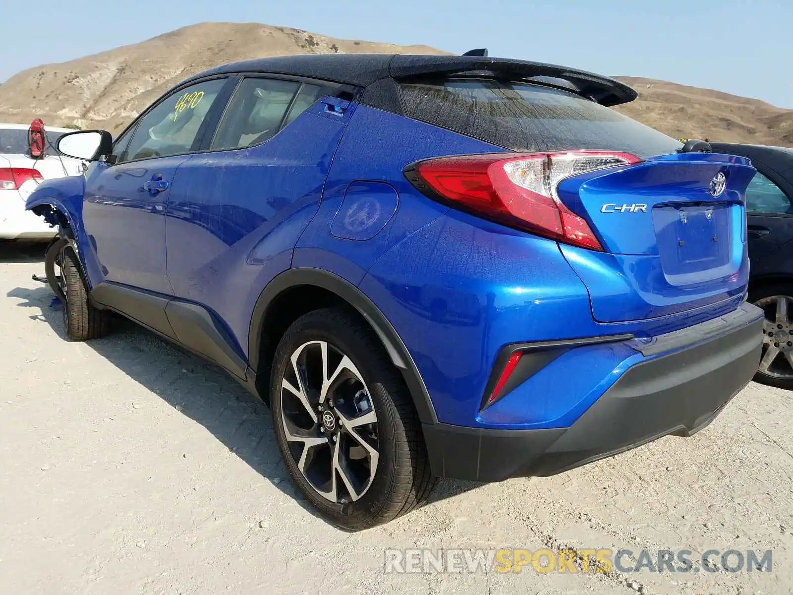 3 Photograph of a damaged car JTNKHMBX1L1064061 TOYOTA C-HR 2020