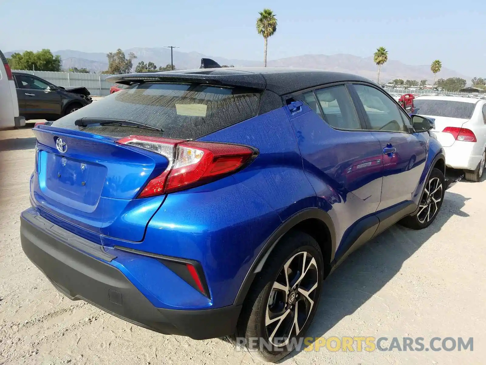 4 Photograph of a damaged car JTNKHMBX1L1064061 TOYOTA C-HR 2020