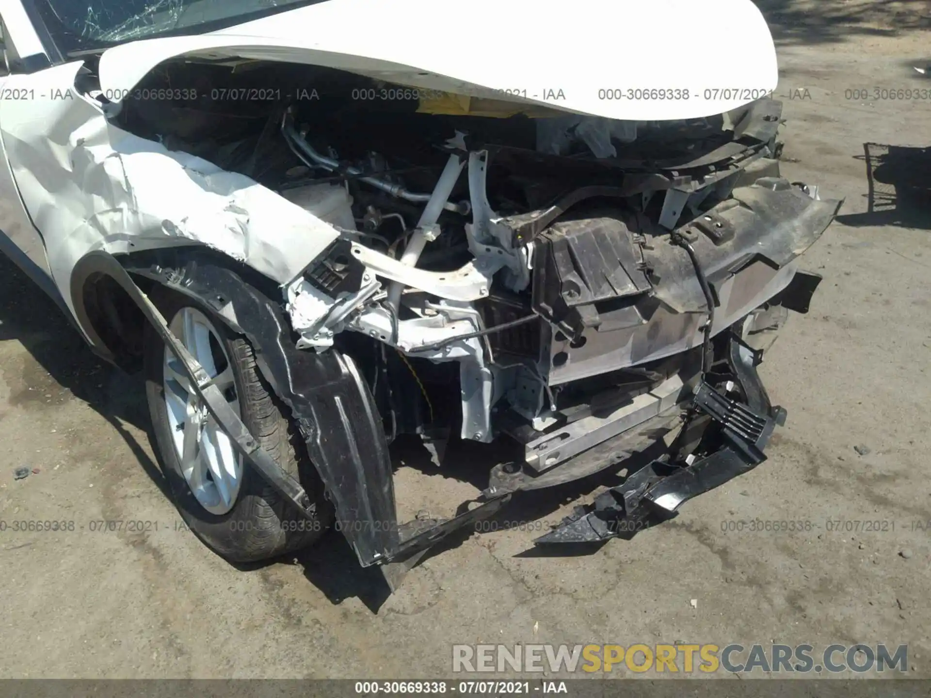 6 Photograph of a damaged car JTNKHMBX1L1064559 TOYOTA C-HR 2020