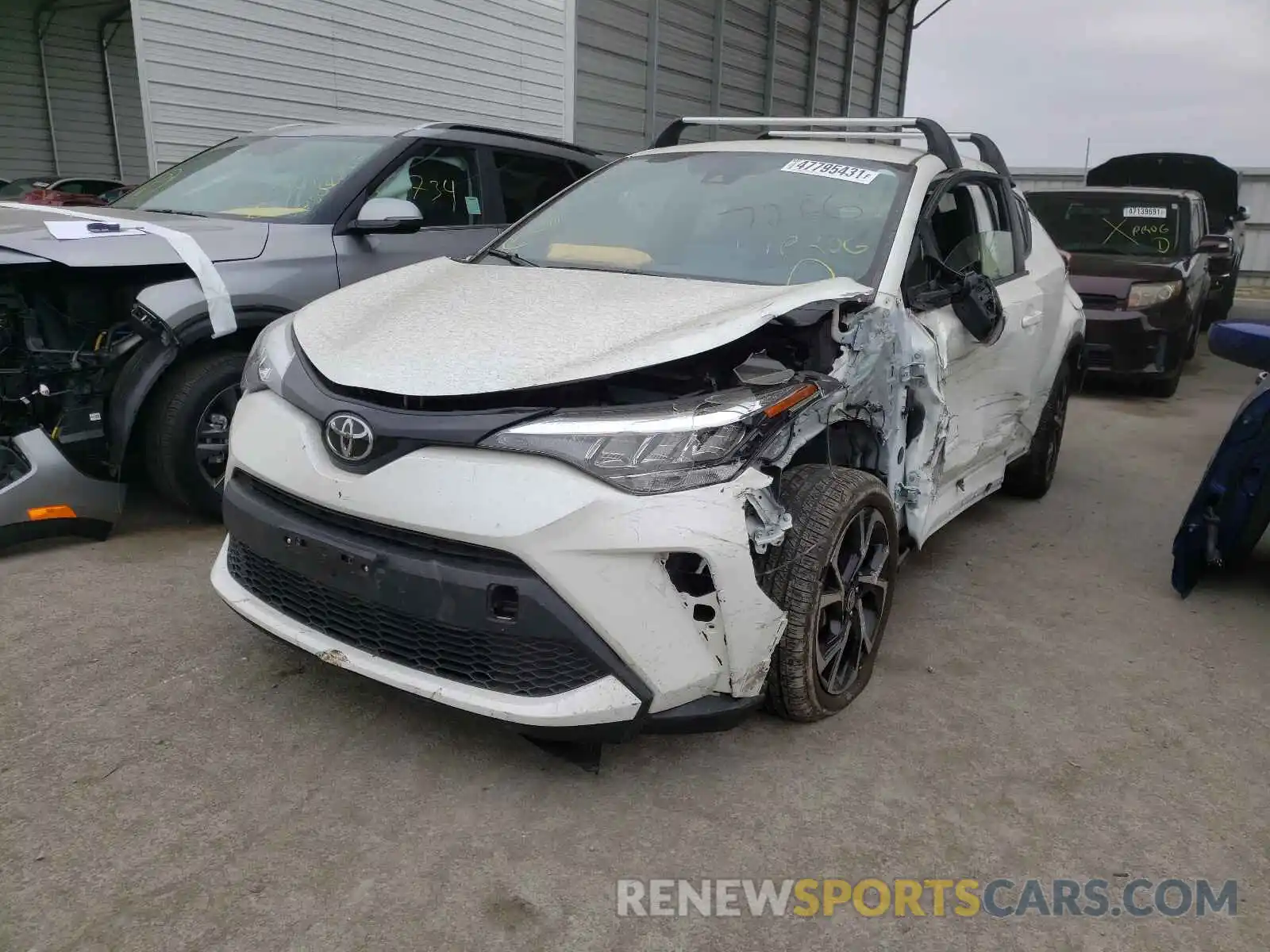 2 Photograph of a damaged car JTNKHMBX1L1067266 TOYOTA C-HR 2020