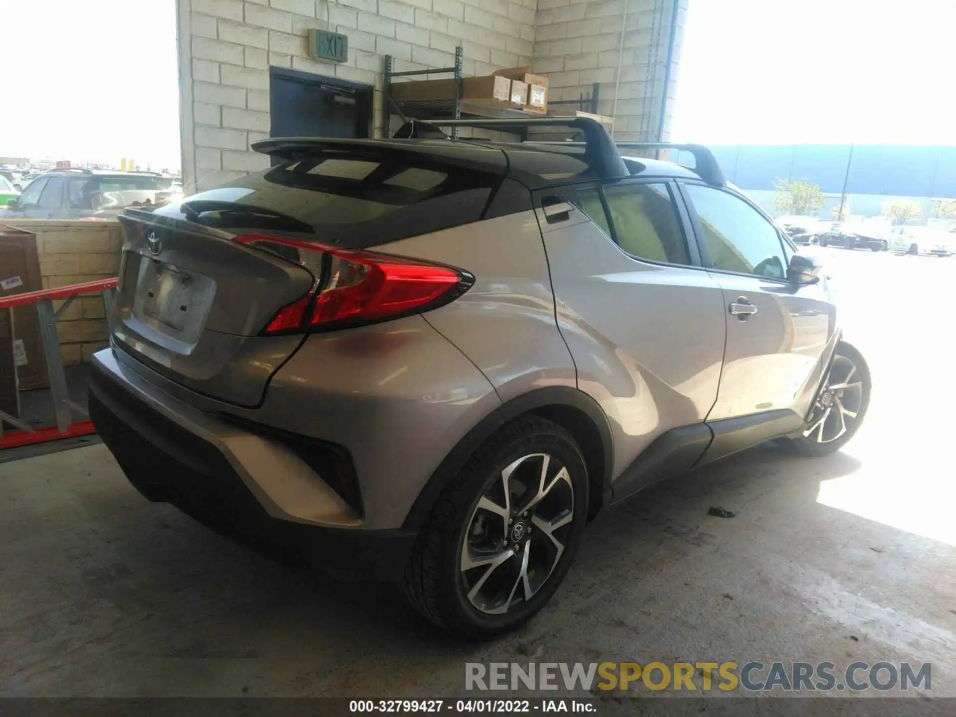 4 Photograph of a damaged car JTNKHMBX1L1067283 TOYOTA C-HR 2020