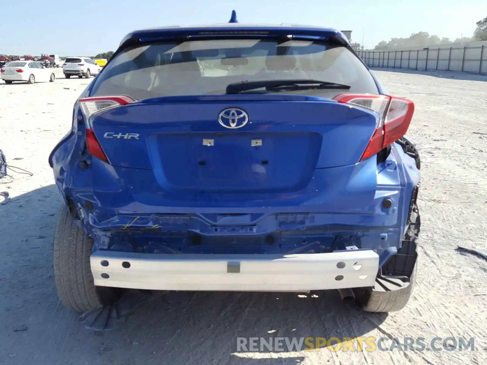 9 Photograph of a damaged car JTNKHMBX1L1068594 TOYOTA C-HR 2020