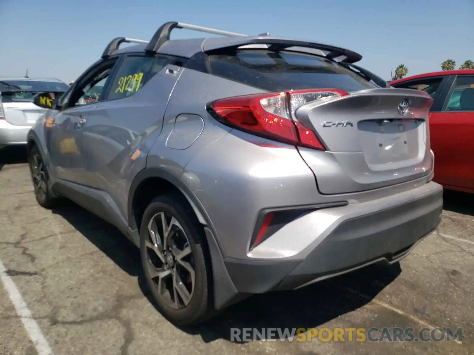 3 Photograph of a damaged car JTNKHMBX1L1070281 TOYOTA C-HR 2020