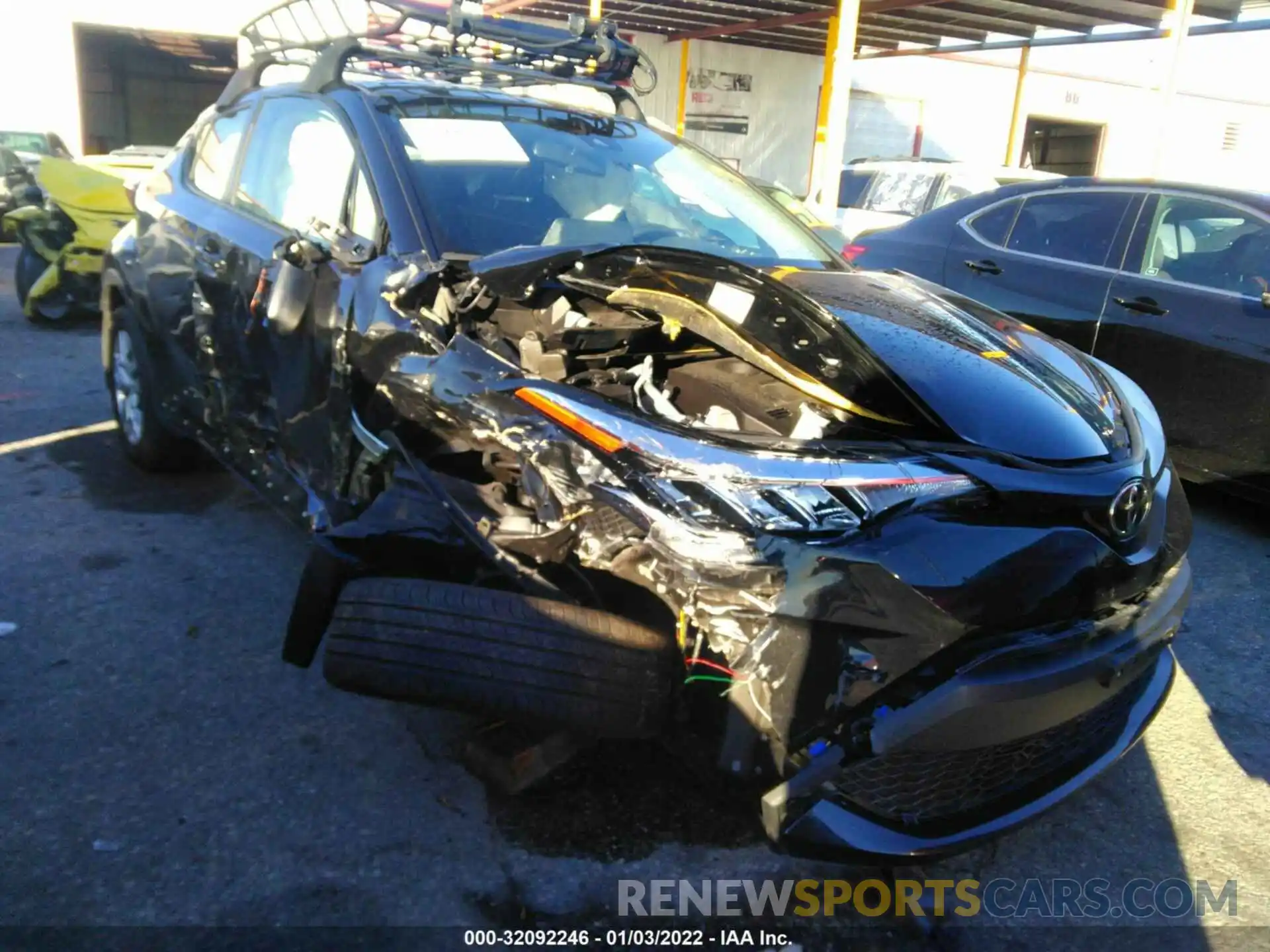 1 Photograph of a damaged car JTNKHMBX1L1070636 TOYOTA C-HR 2020