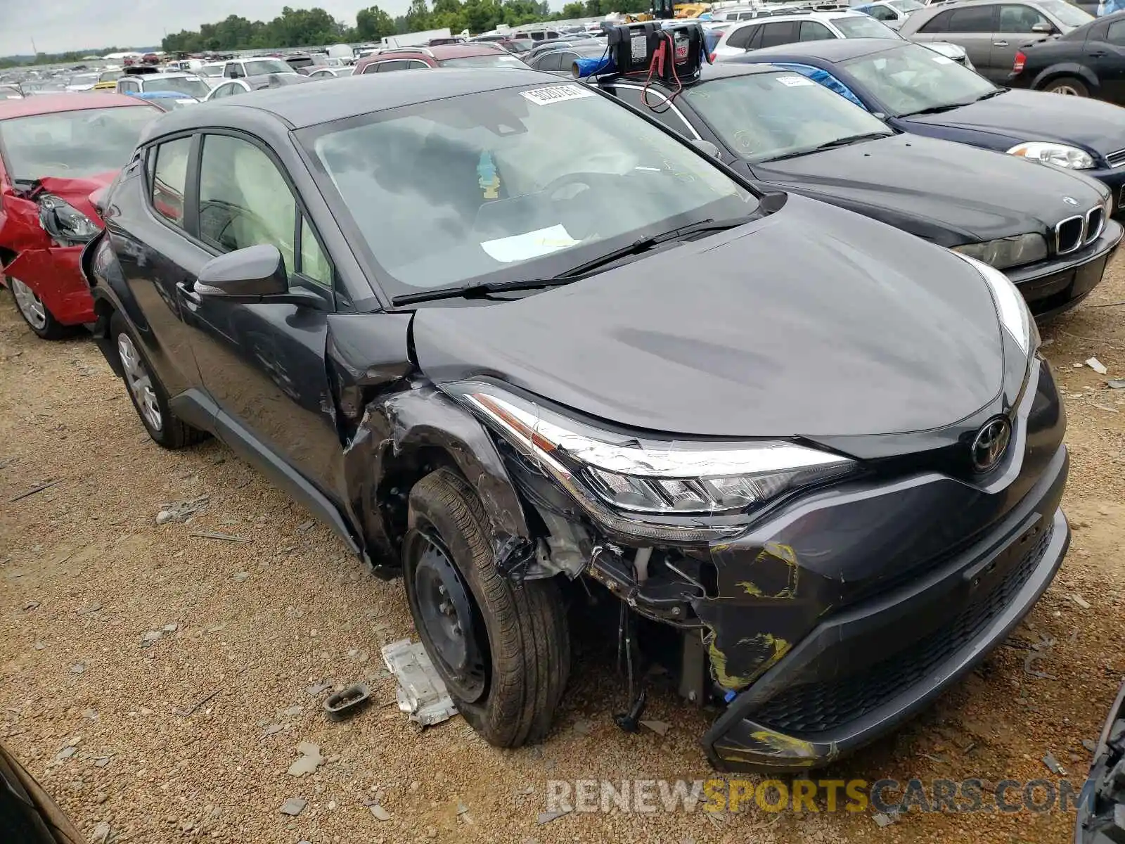 1 Photograph of a damaged car JTNKHMBX1L1073973 TOYOTA C-HR 2020