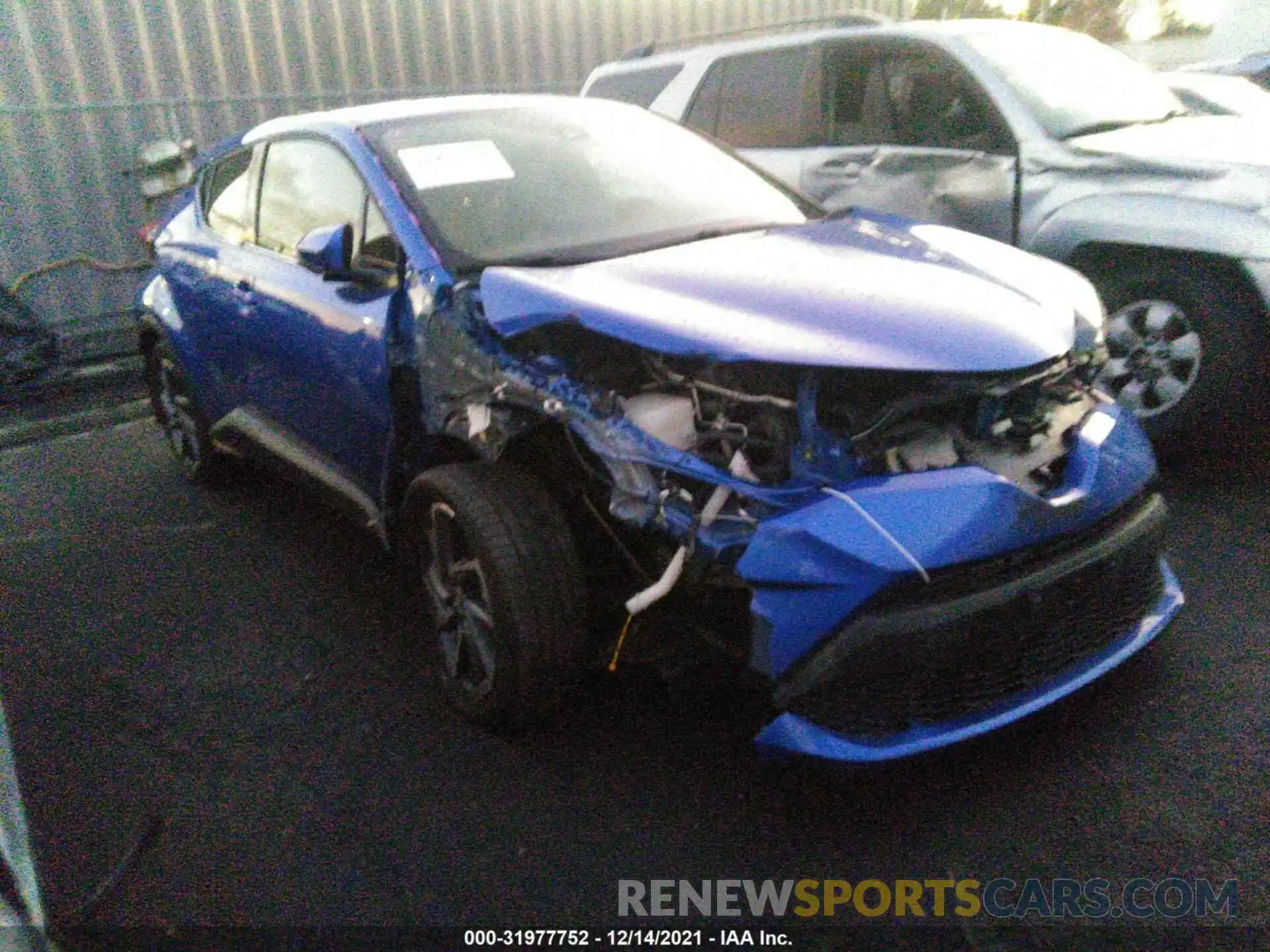 1 Photograph of a damaged car JTNKHMBX1L1082236 TOYOTA C-HR 2020