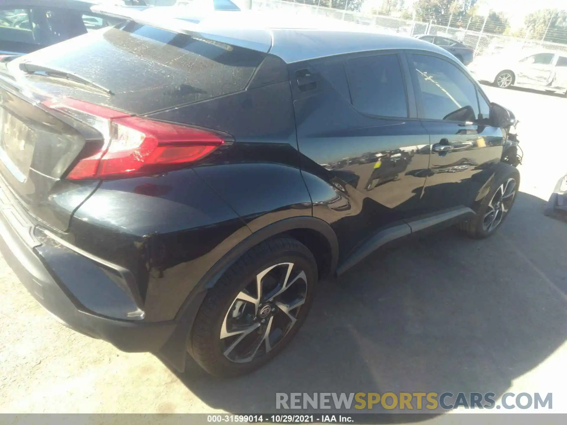 4 Photograph of a damaged car JTNKHMBX1L1089364 TOYOTA C-HR 2020