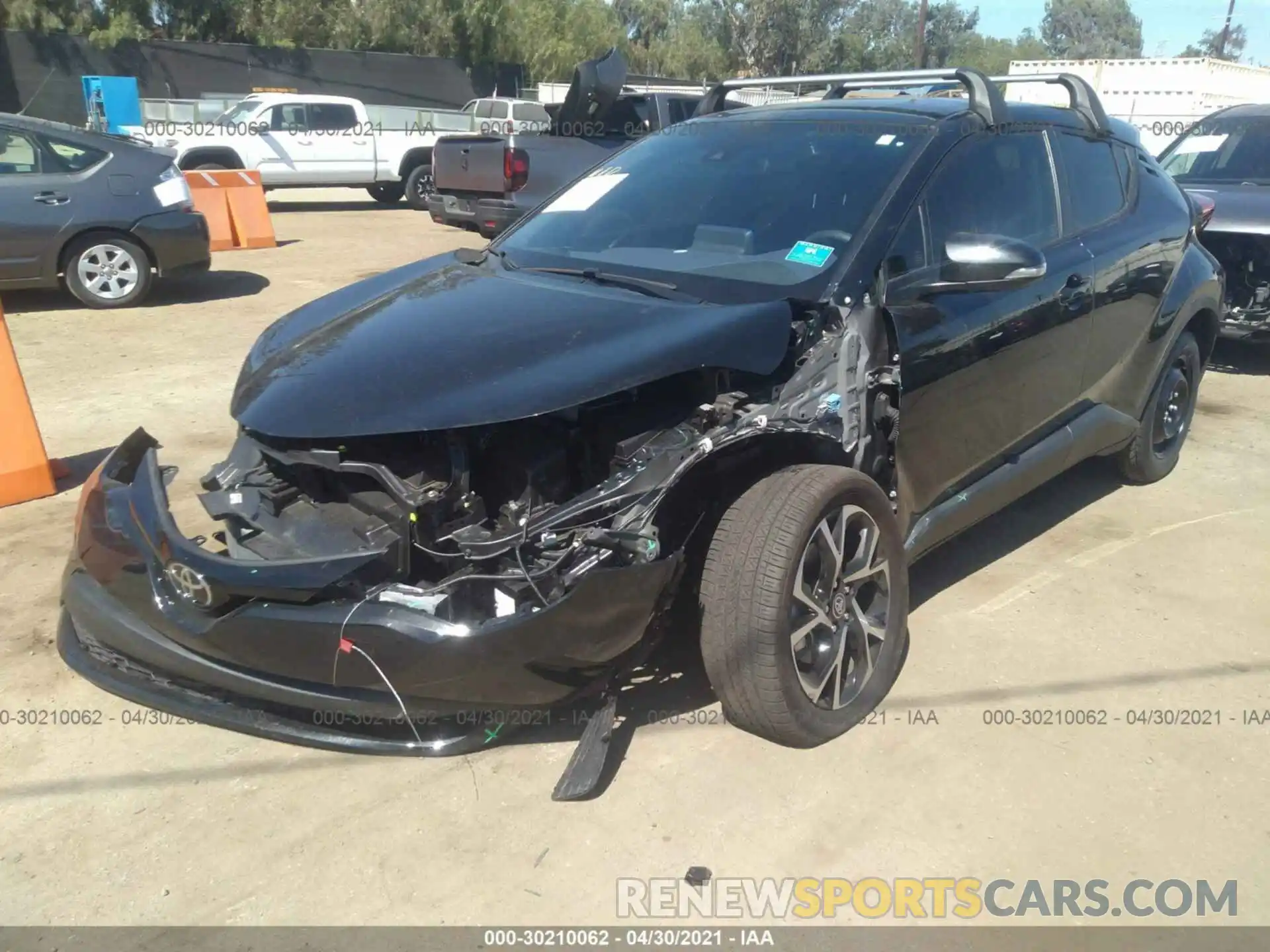 2 Photograph of a damaged car JTNKHMBX1L1090479 TOYOTA C-HR 2020