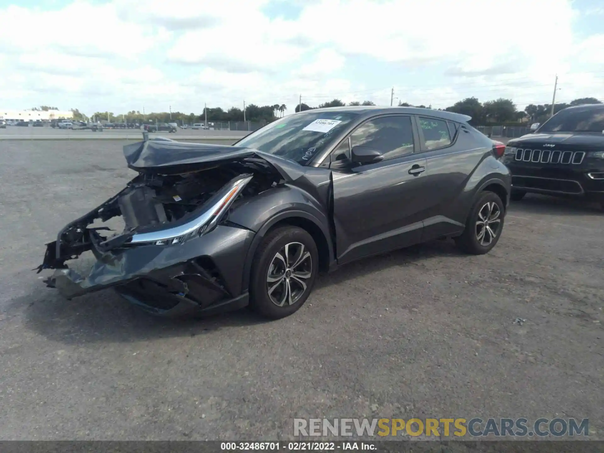 2 Photograph of a damaged car JTNKHMBX1L1090904 TOYOTA C-HR 2020